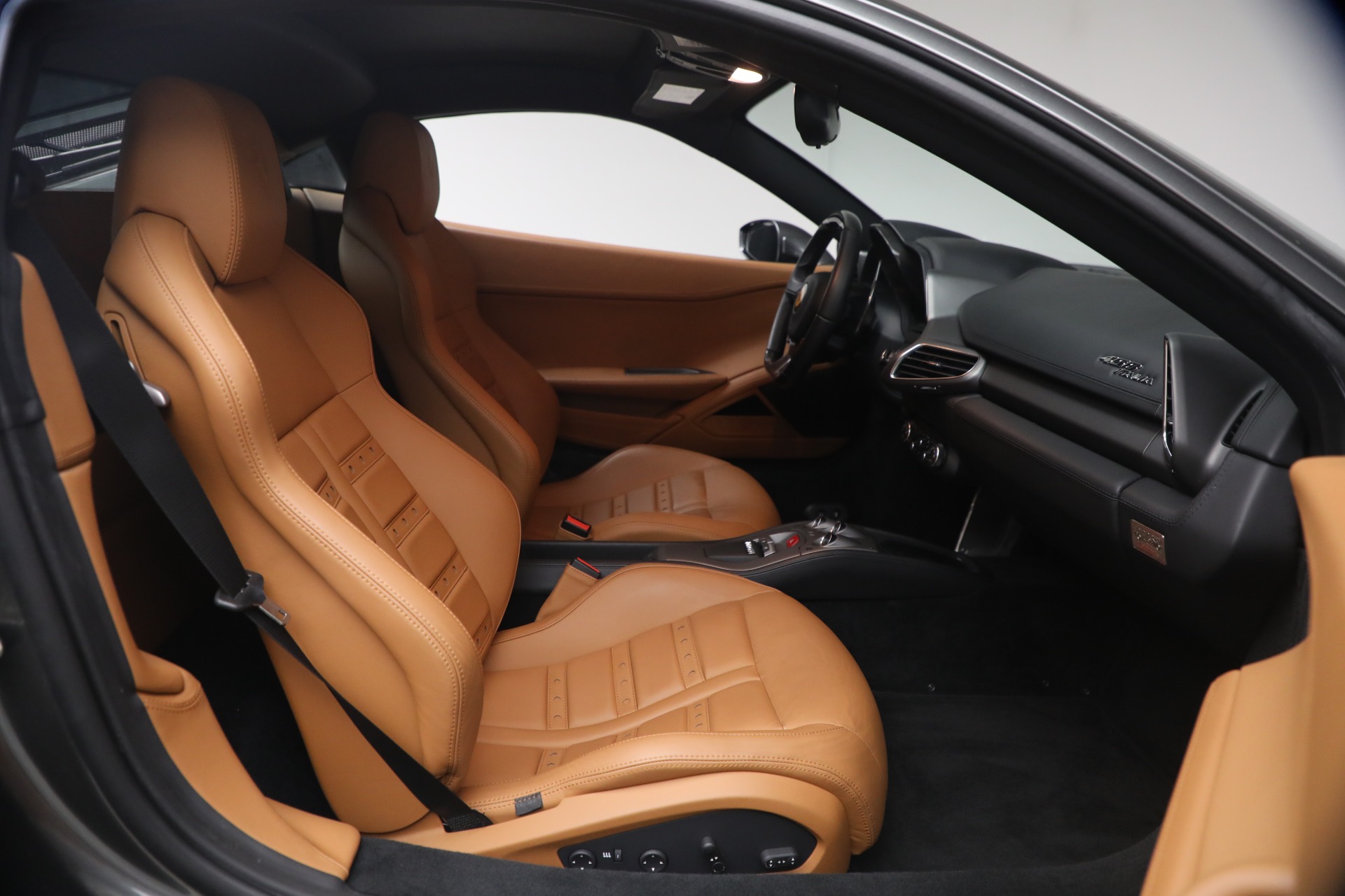 Used-2012-Ferrari-458-Italia