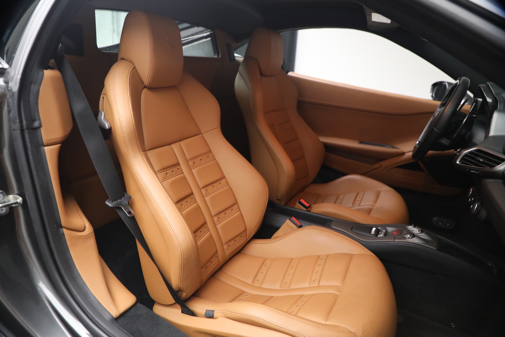 Used-2012-Ferrari-458-Italia