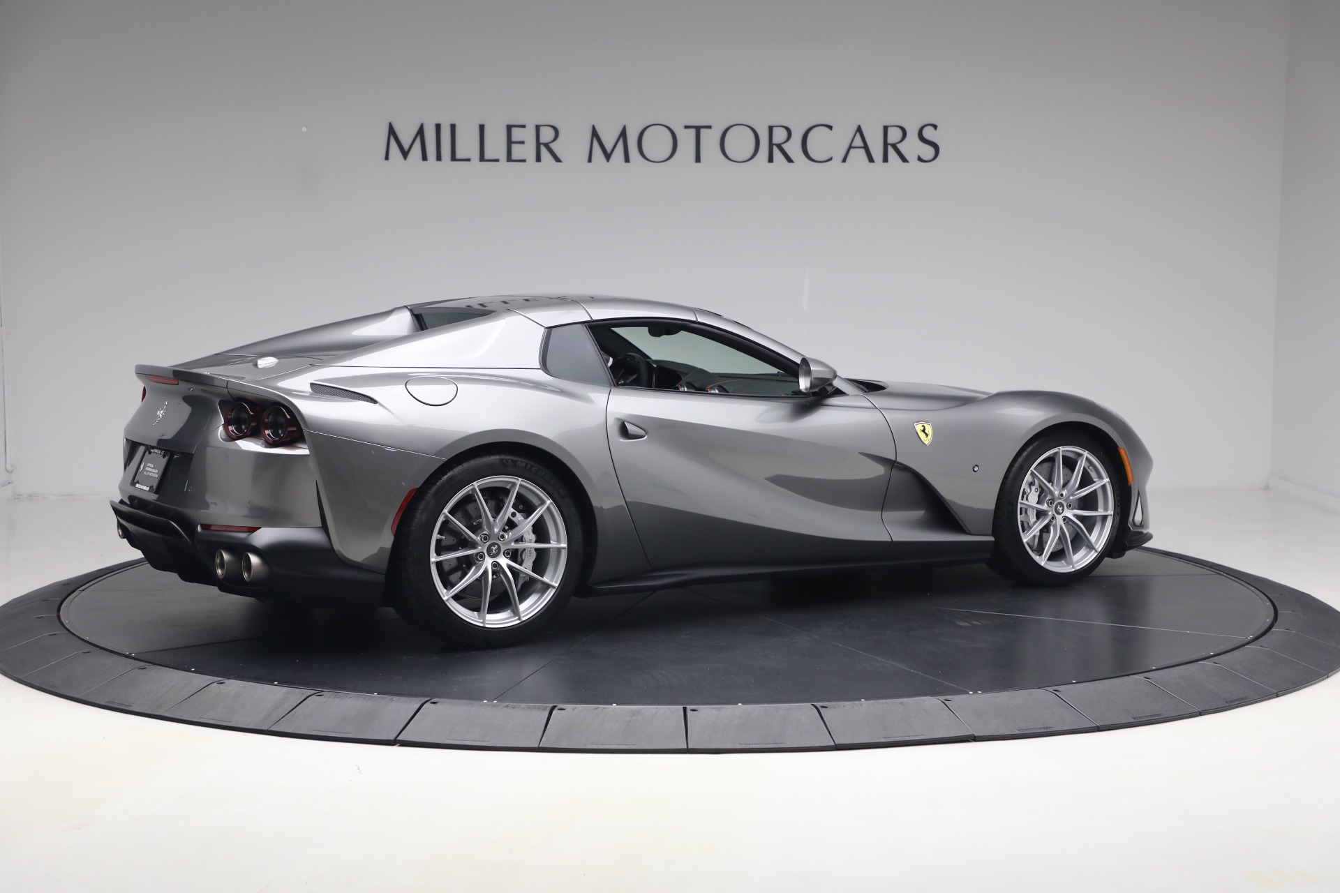 Used-2021-Ferrari-812-GTS