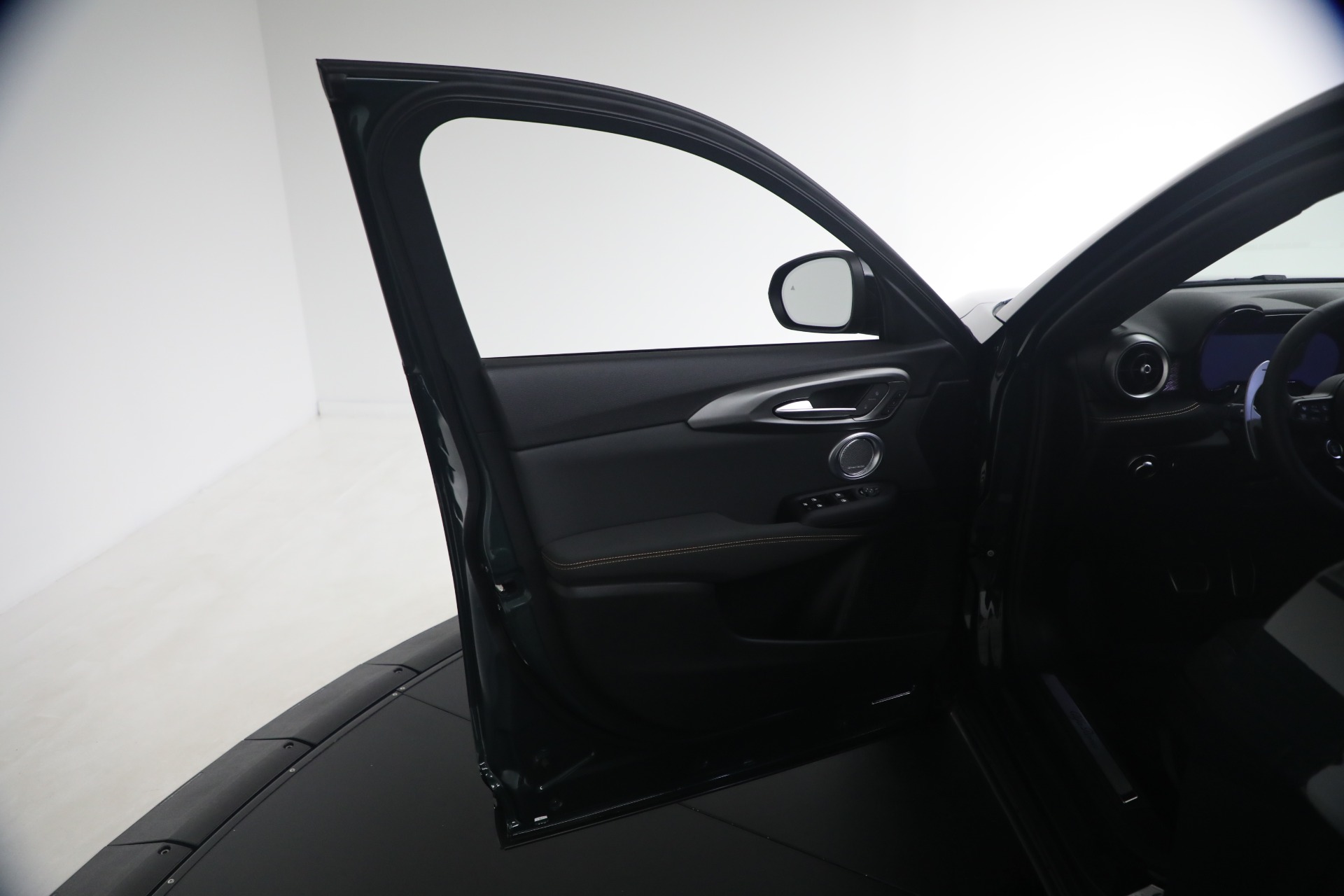New-2026-Alfa-Romeo-Tonale-Veloce