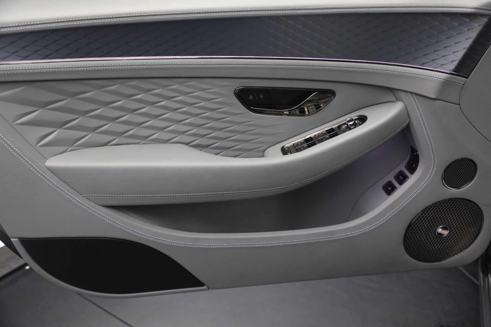 New-2026-Bentley-Continental-GTC-Azure
