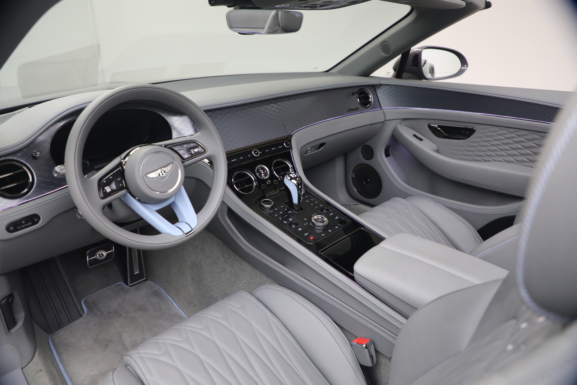 New-2026-Bentley-Continental-GTC-Azure