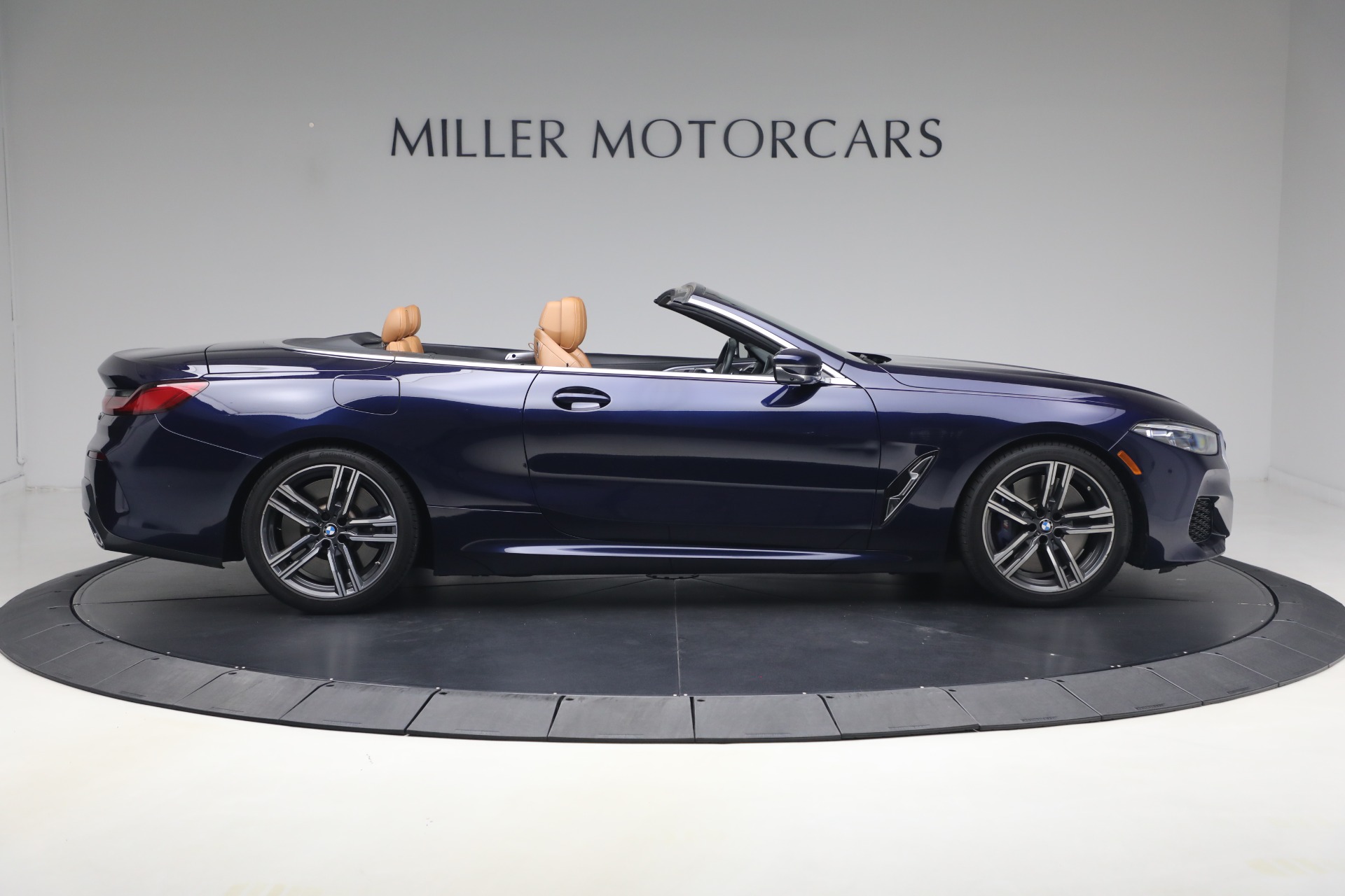 Used-2022-BMW-8-Series-M850i-xDrive