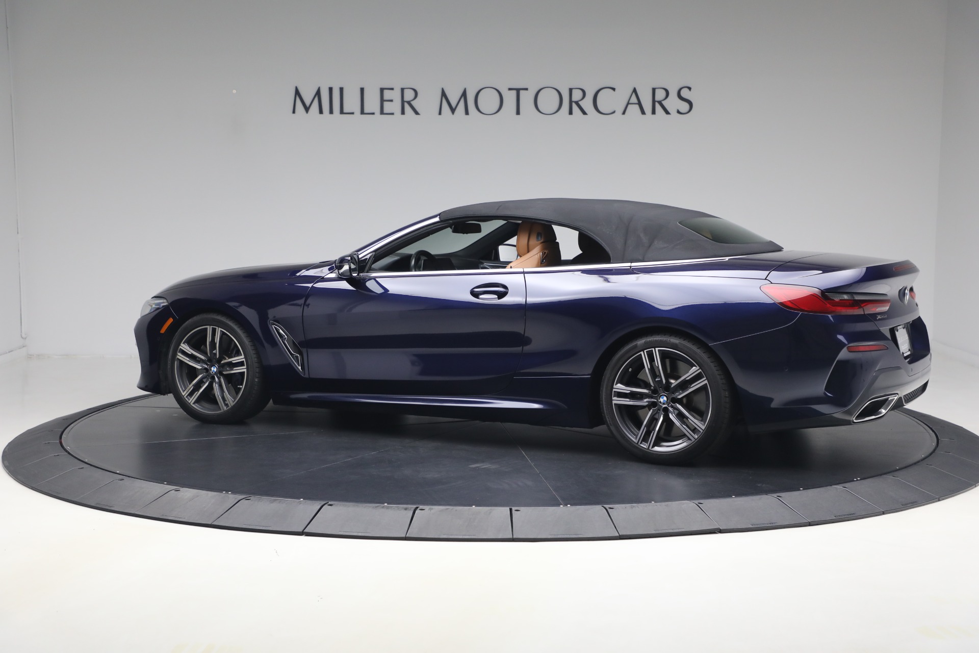 Used-2022-BMW-8-Series-M850i-xDrive
