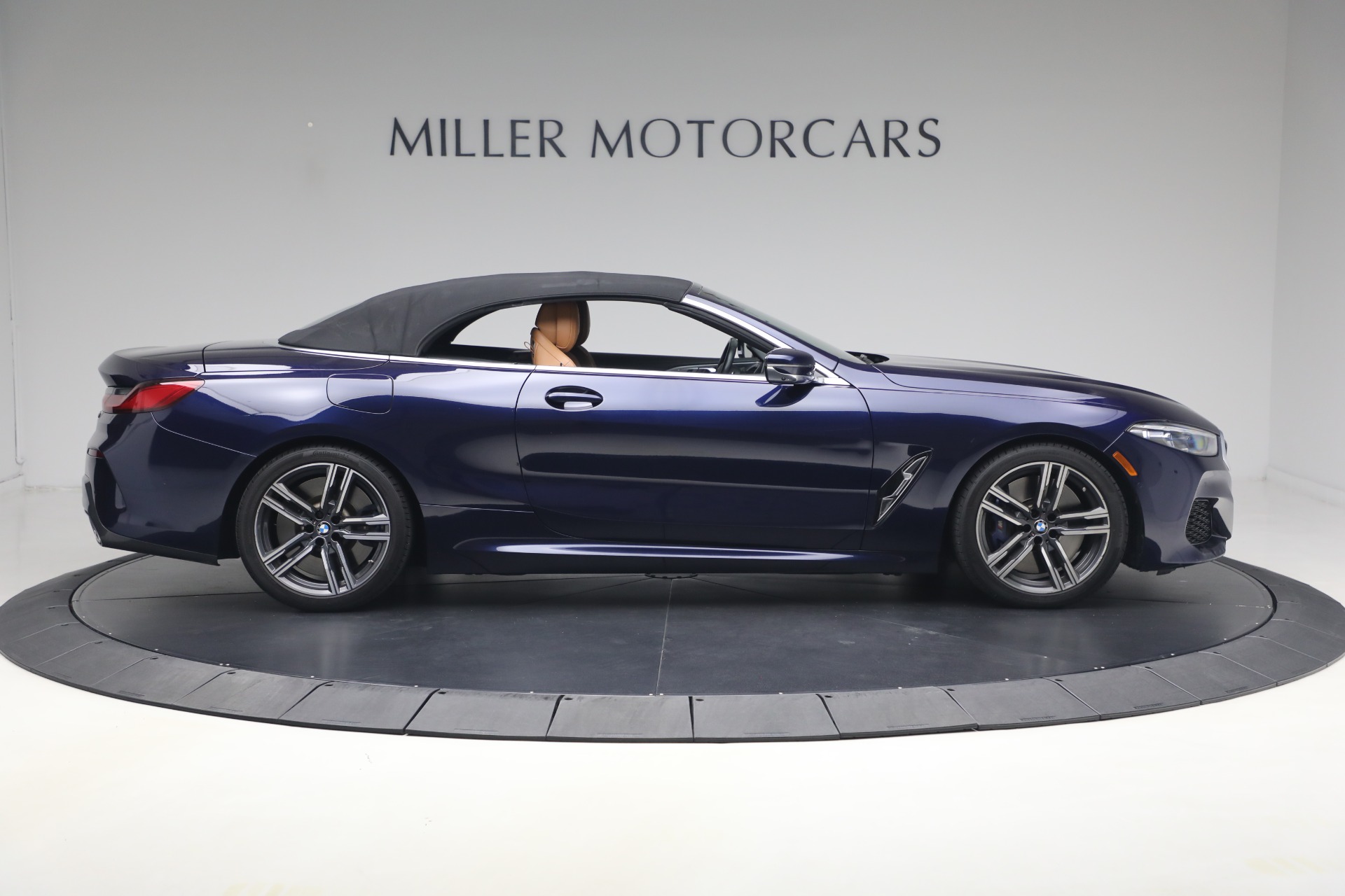 Used-2022-BMW-8-Series-M850i-xDrive
