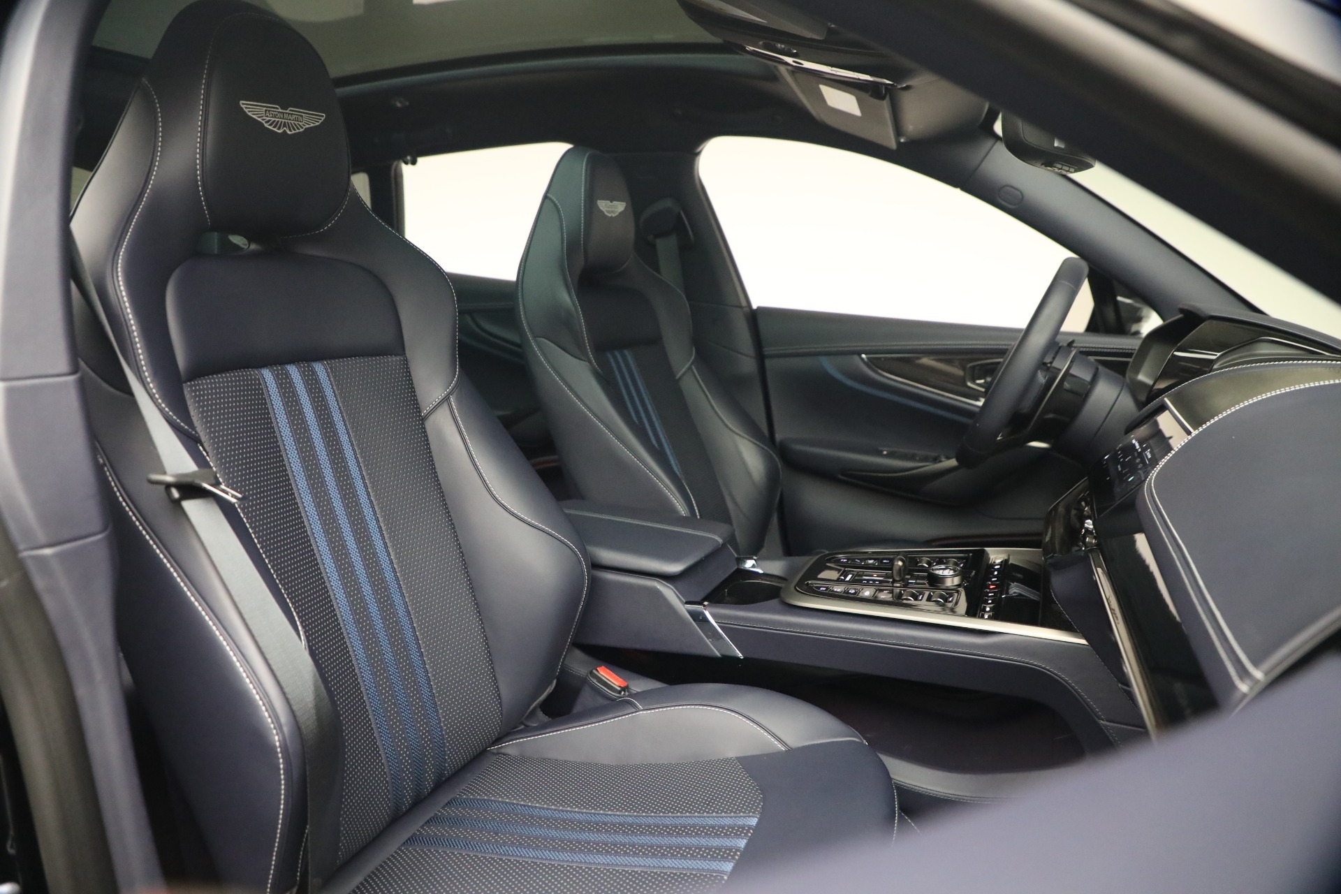 Used-2025-Aston-Martin-DBX-707