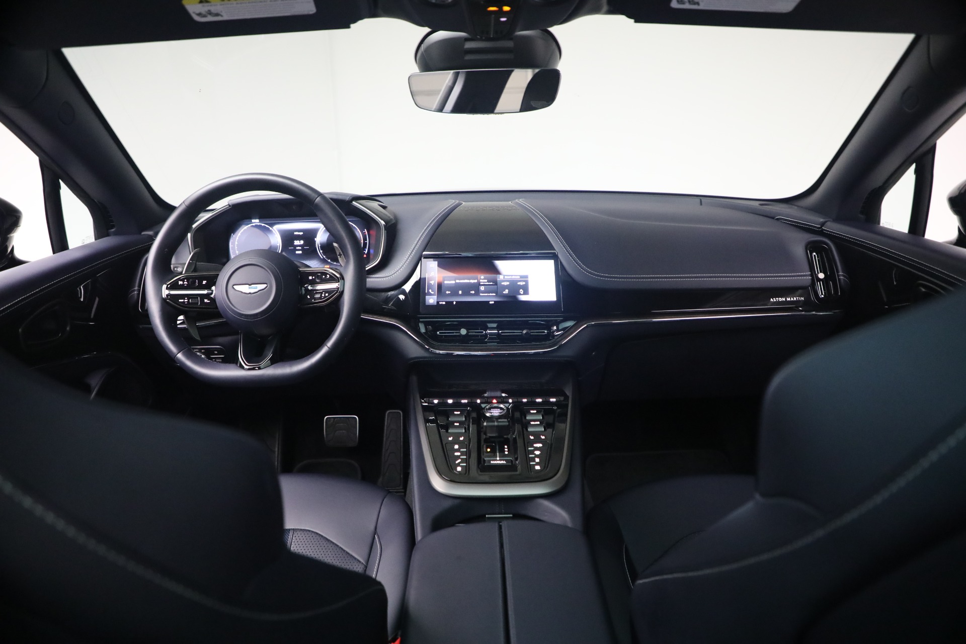 Used-2025-Aston-Martin-DBX-707