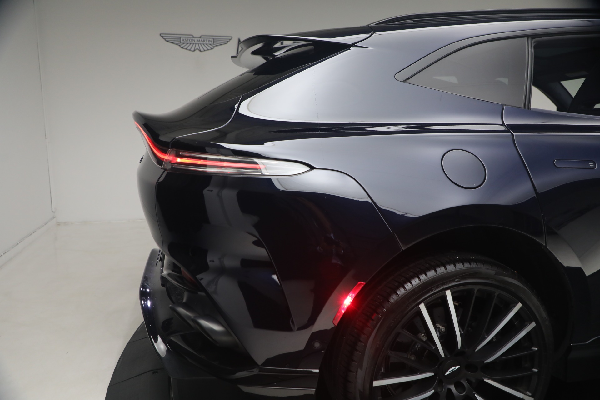 Used-2025-Aston-Martin-DBX-707