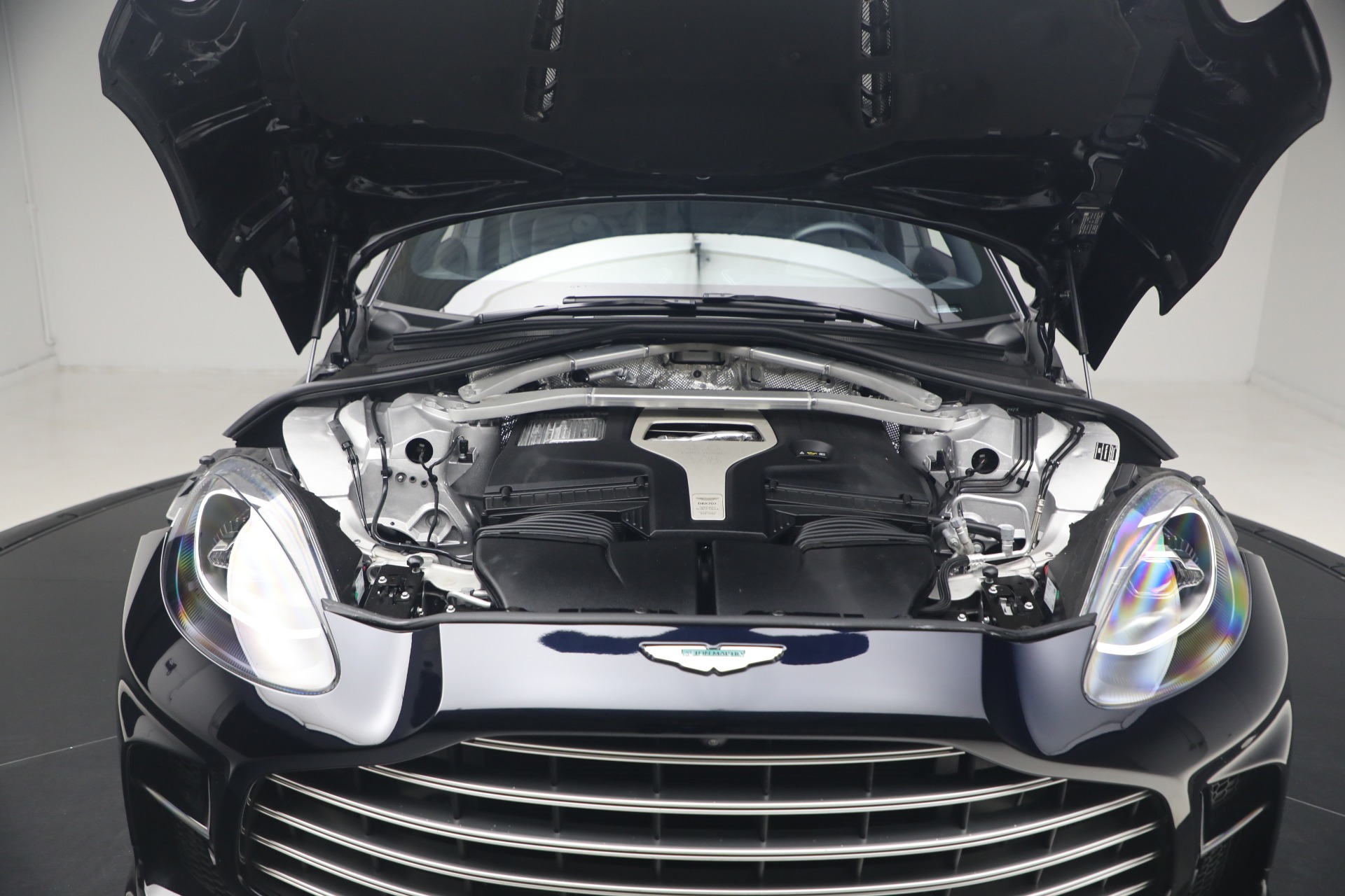 Used-2025-Aston-Martin-DBX-707