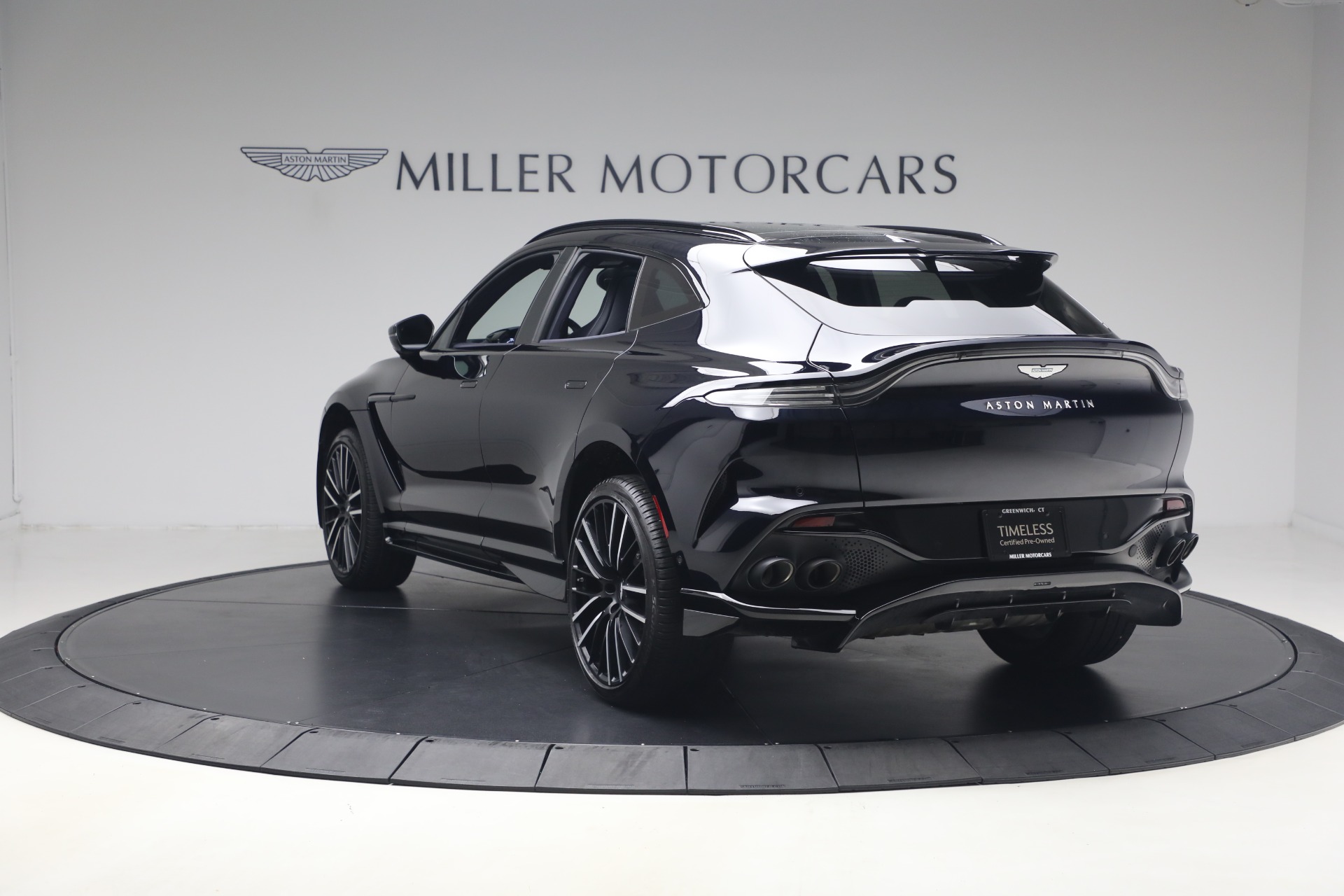 Used-2025-Aston-Martin-DBX-707