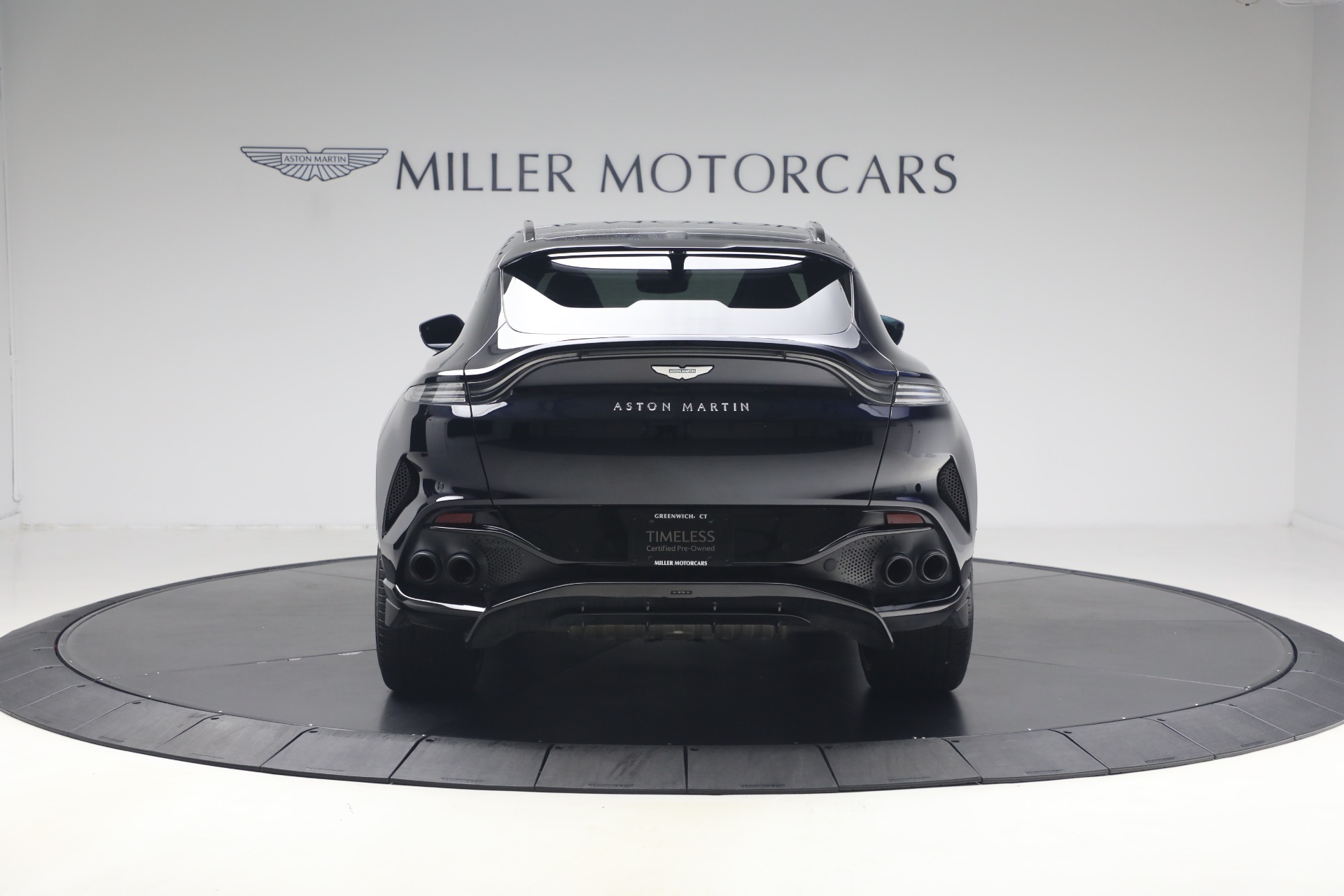 Used-2025-Aston-Martin-DBX-707