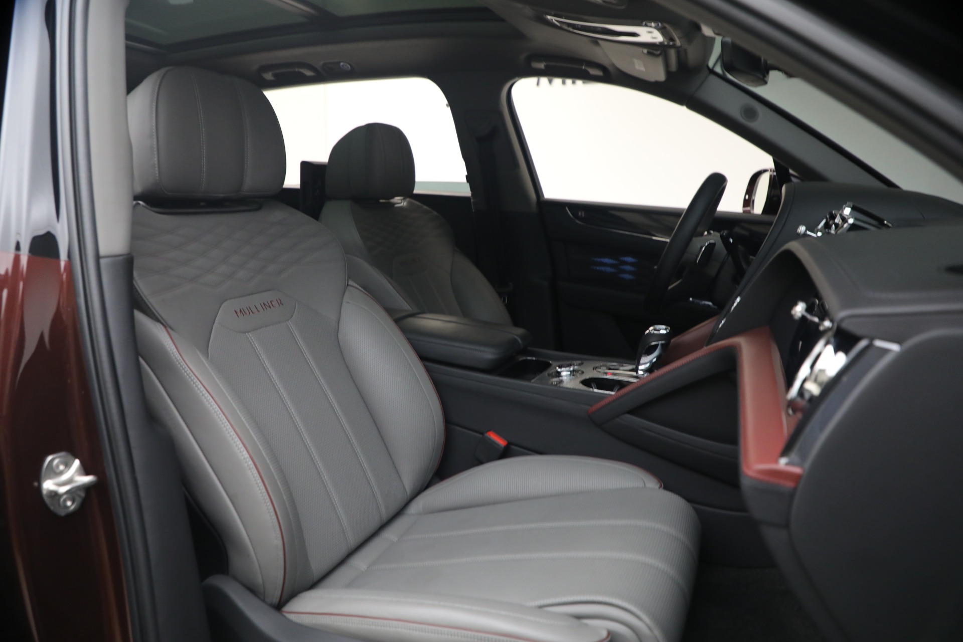 Used-2024-Bentley-Bentayga-EWB-Mulliner-V8