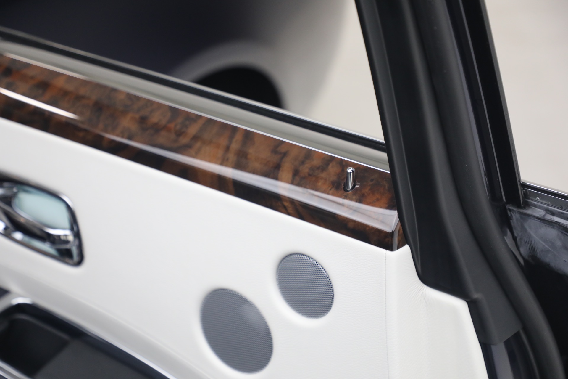 Used-2014-Rolls-Royce-Ghost