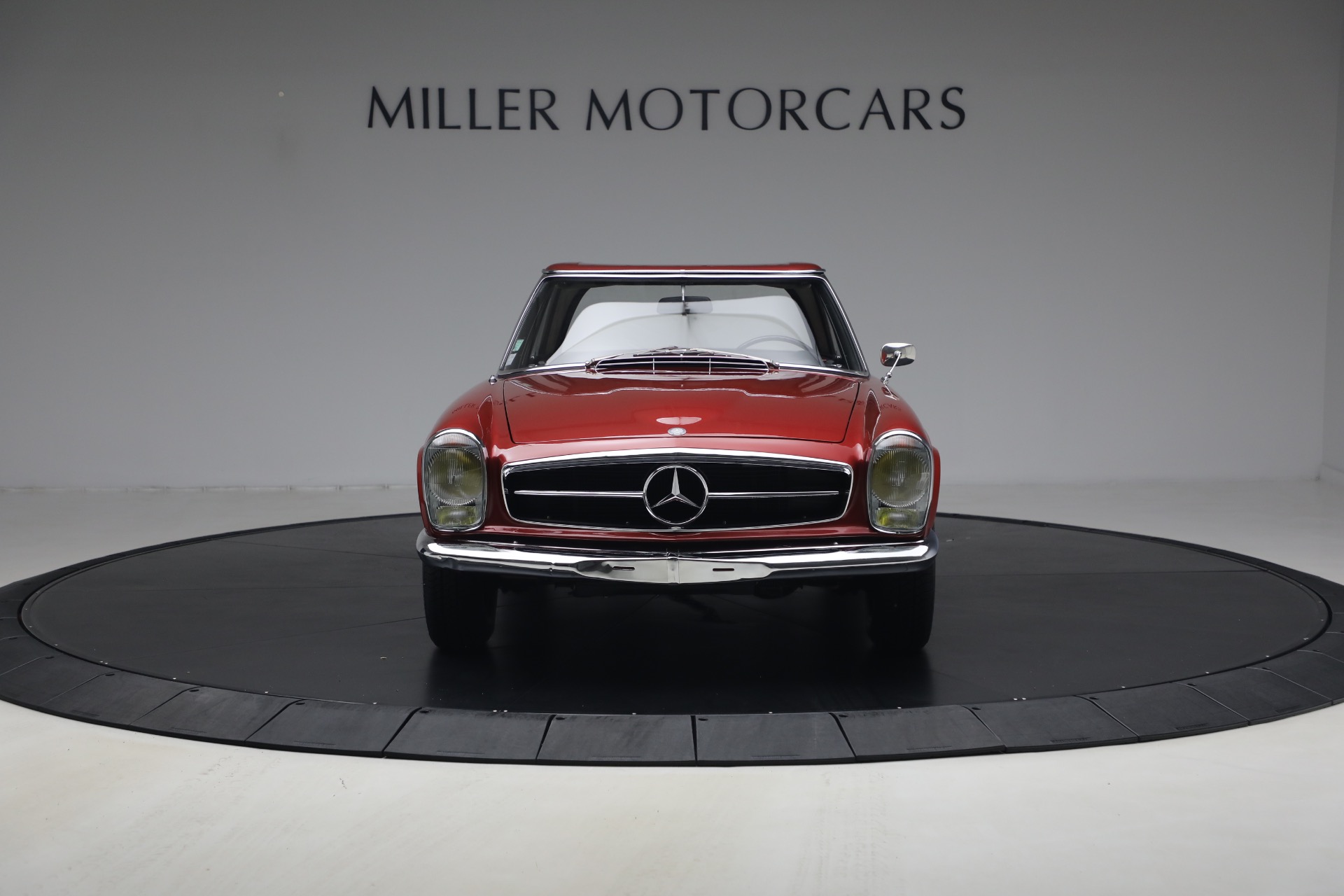 Used-1968-Mercedes-Benz-280SL