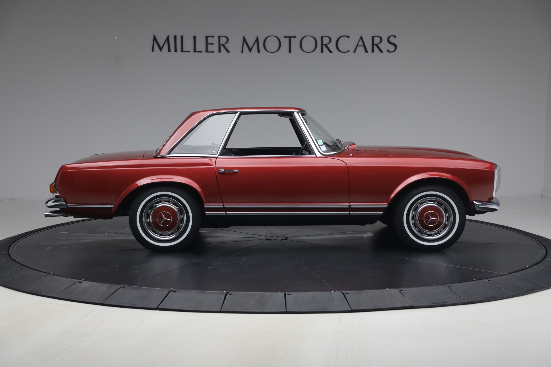 Used-1968-Mercedes-Benz-280SL