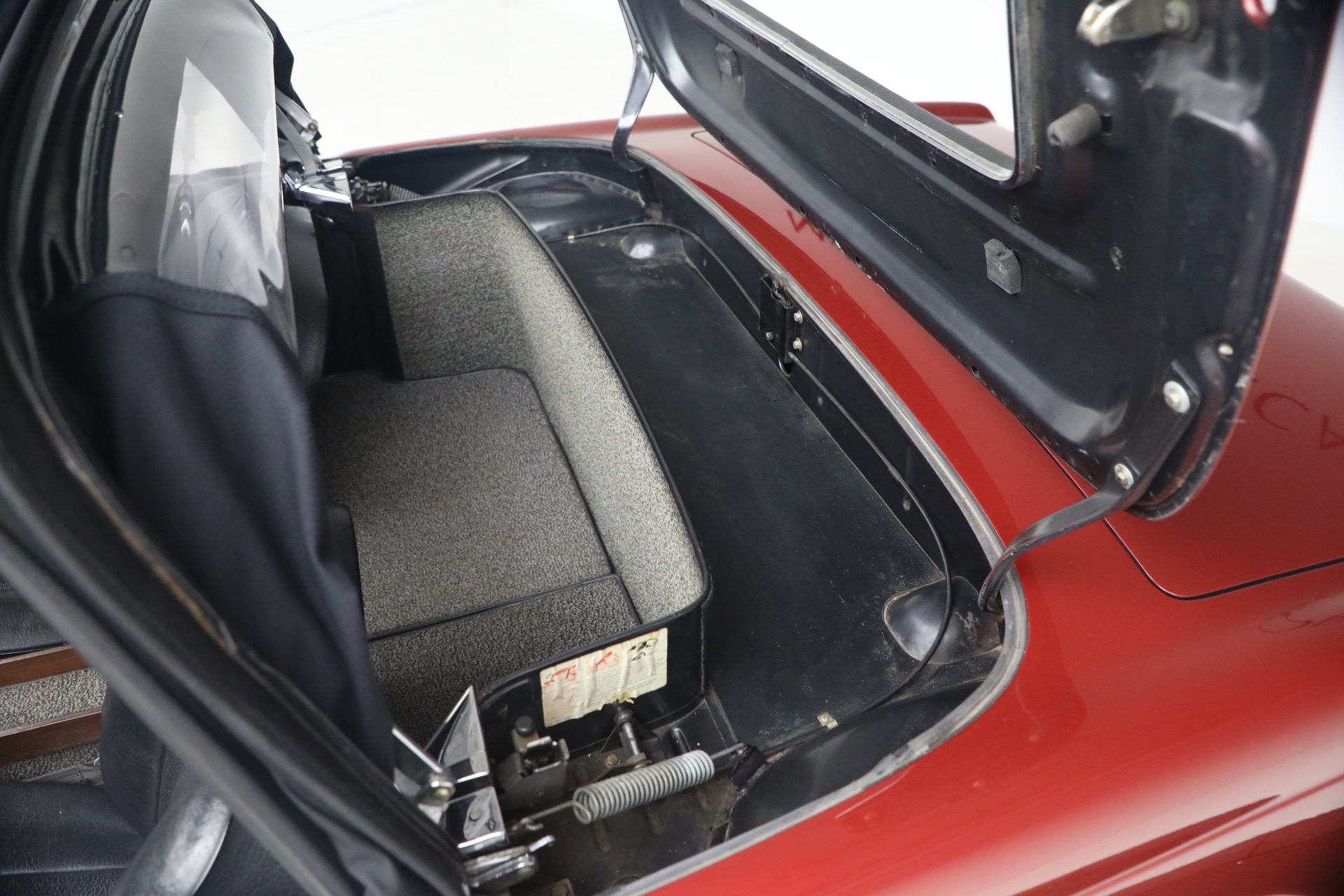 Used-1968-Mercedes-Benz-280SL