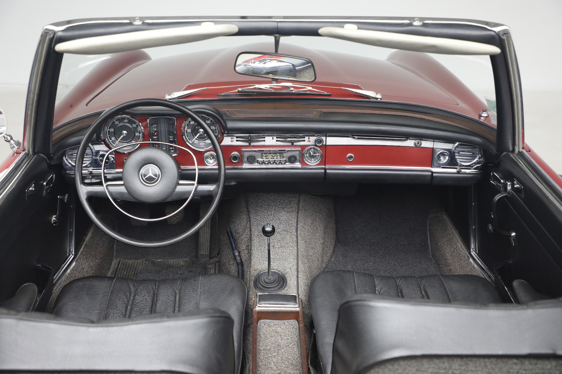 Used-1968-Mercedes-Benz-280SL