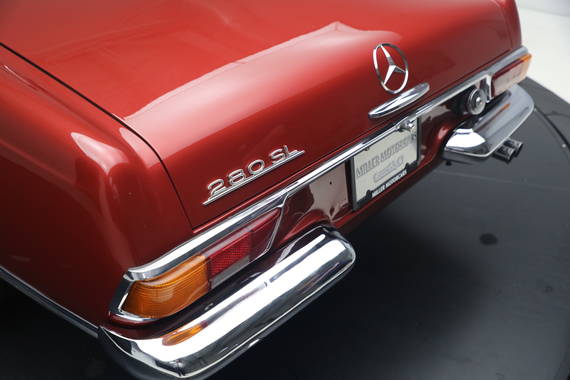 Used-1968-Mercedes-Benz-280SL