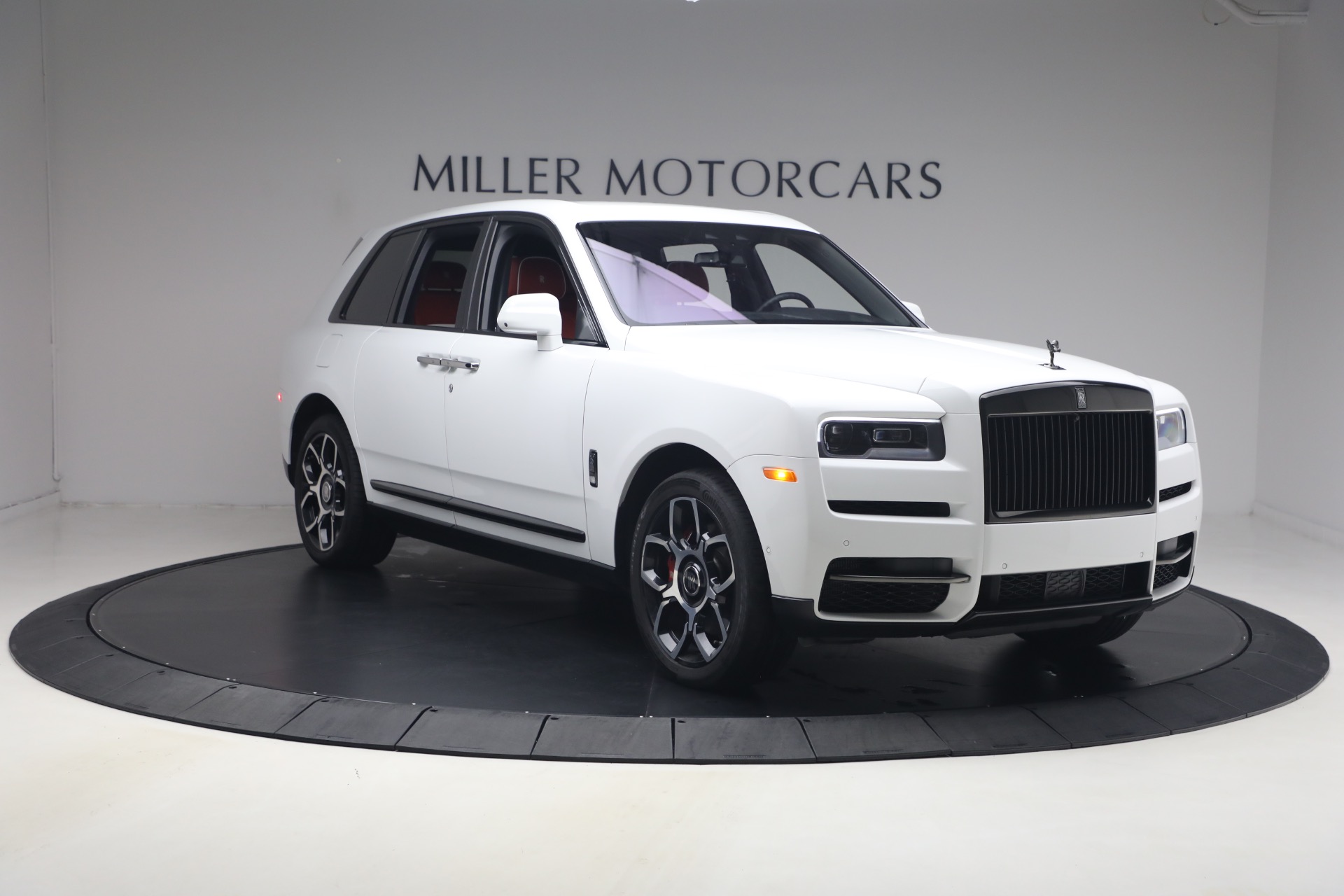 Used-2021-Rolls-Royce-Black-Badge-Cullinan
