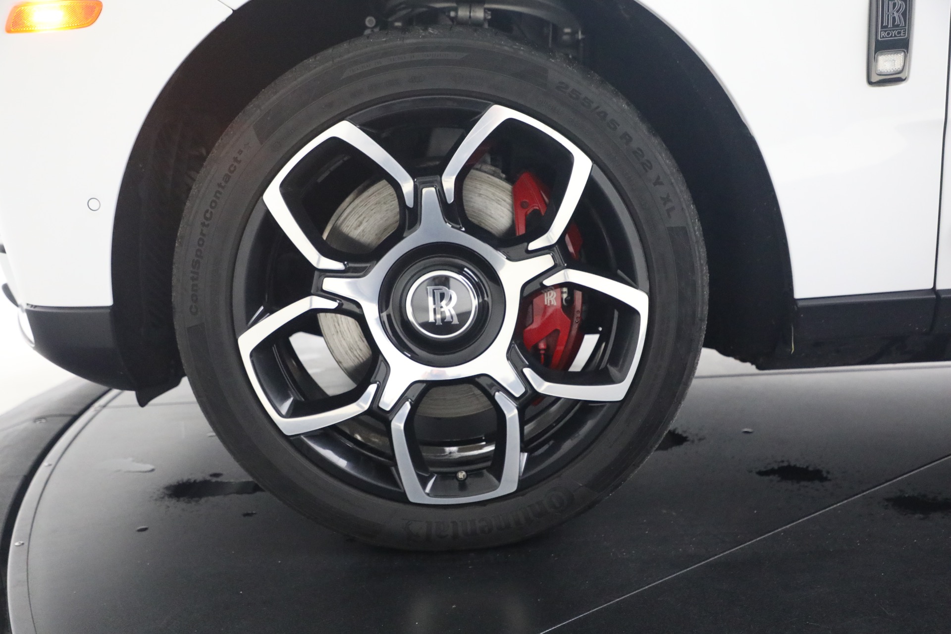 Used-2021-Rolls-Royce-Black-Badge-Cullinan