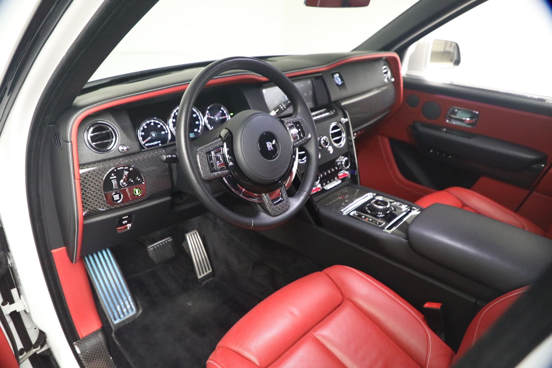 Used-2021-Rolls-Royce-Black-Badge-Cullinan