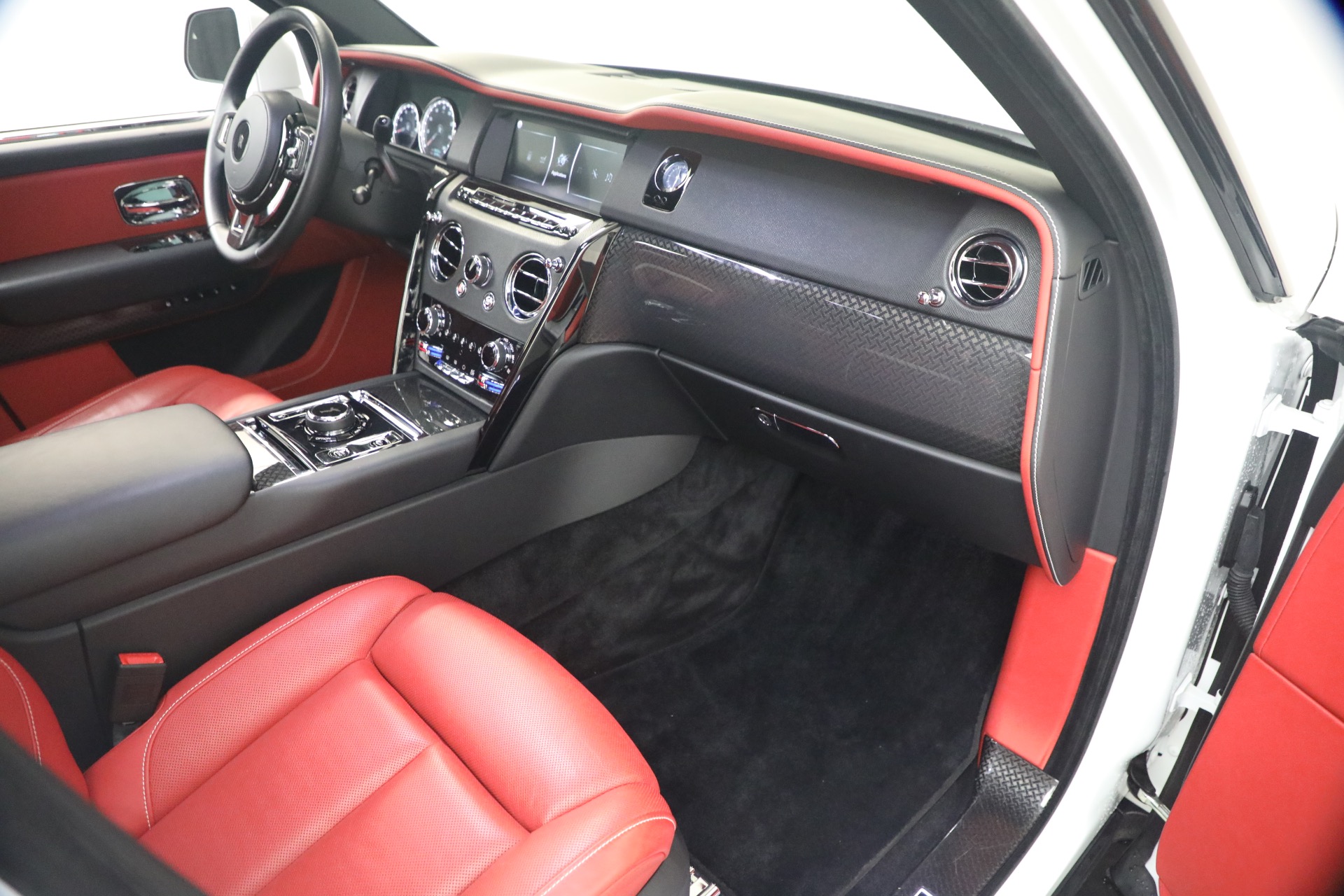 Used-2021-Rolls-Royce-Black-Badge-Cullinan