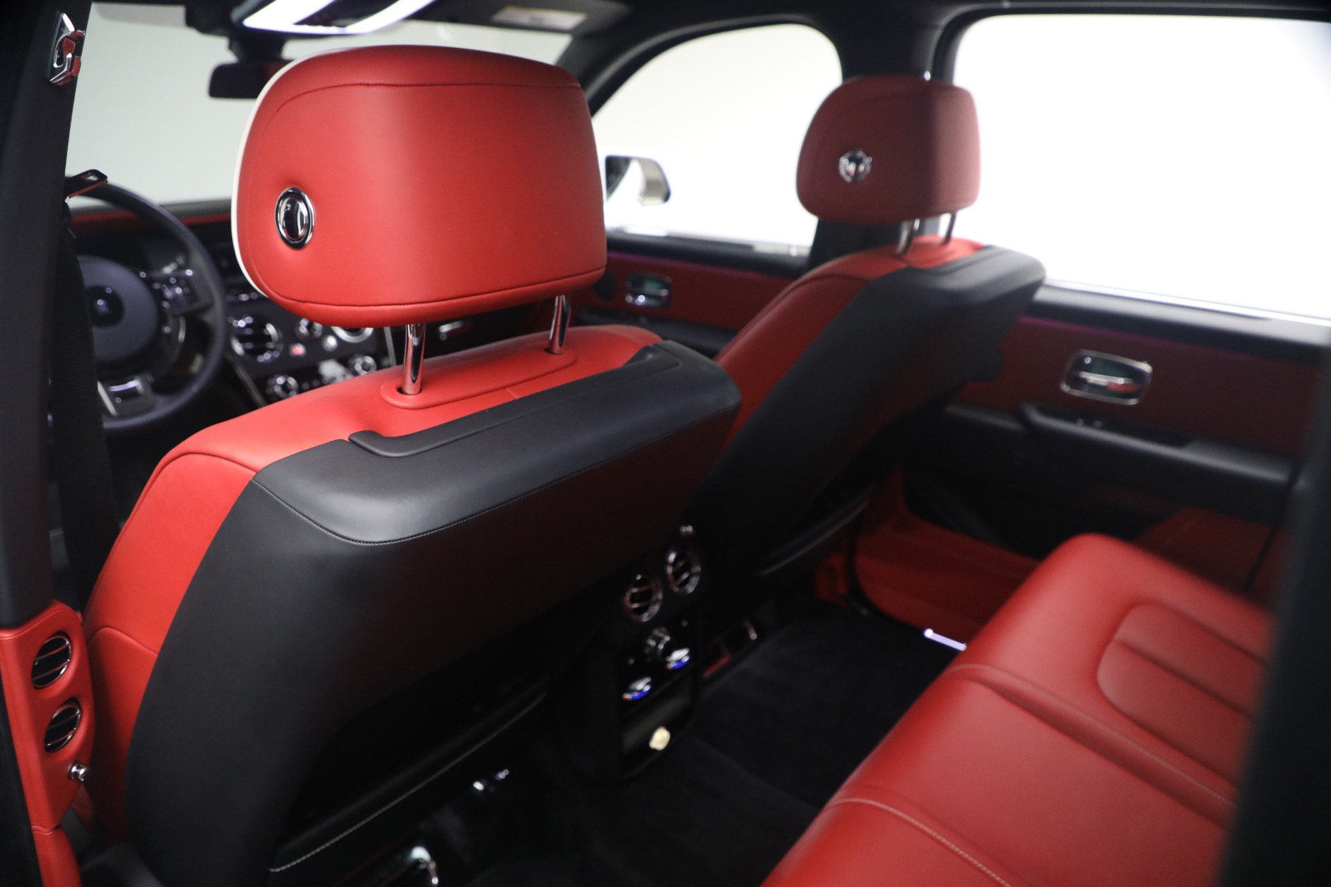 Used-2021-Rolls-Royce-Black-Badge-Cullinan