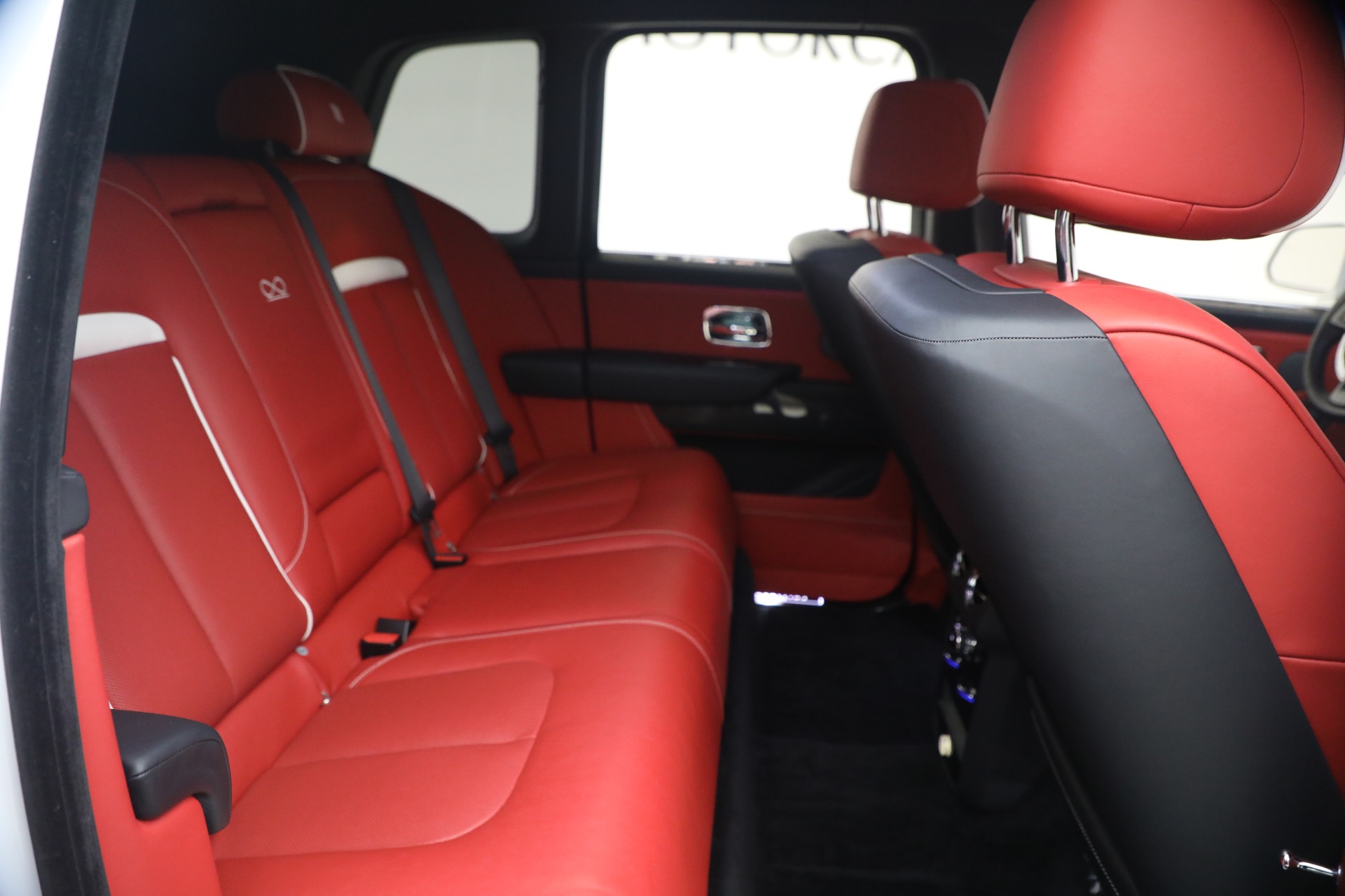 Used-2021-Rolls-Royce-Black-Badge-Cullinan