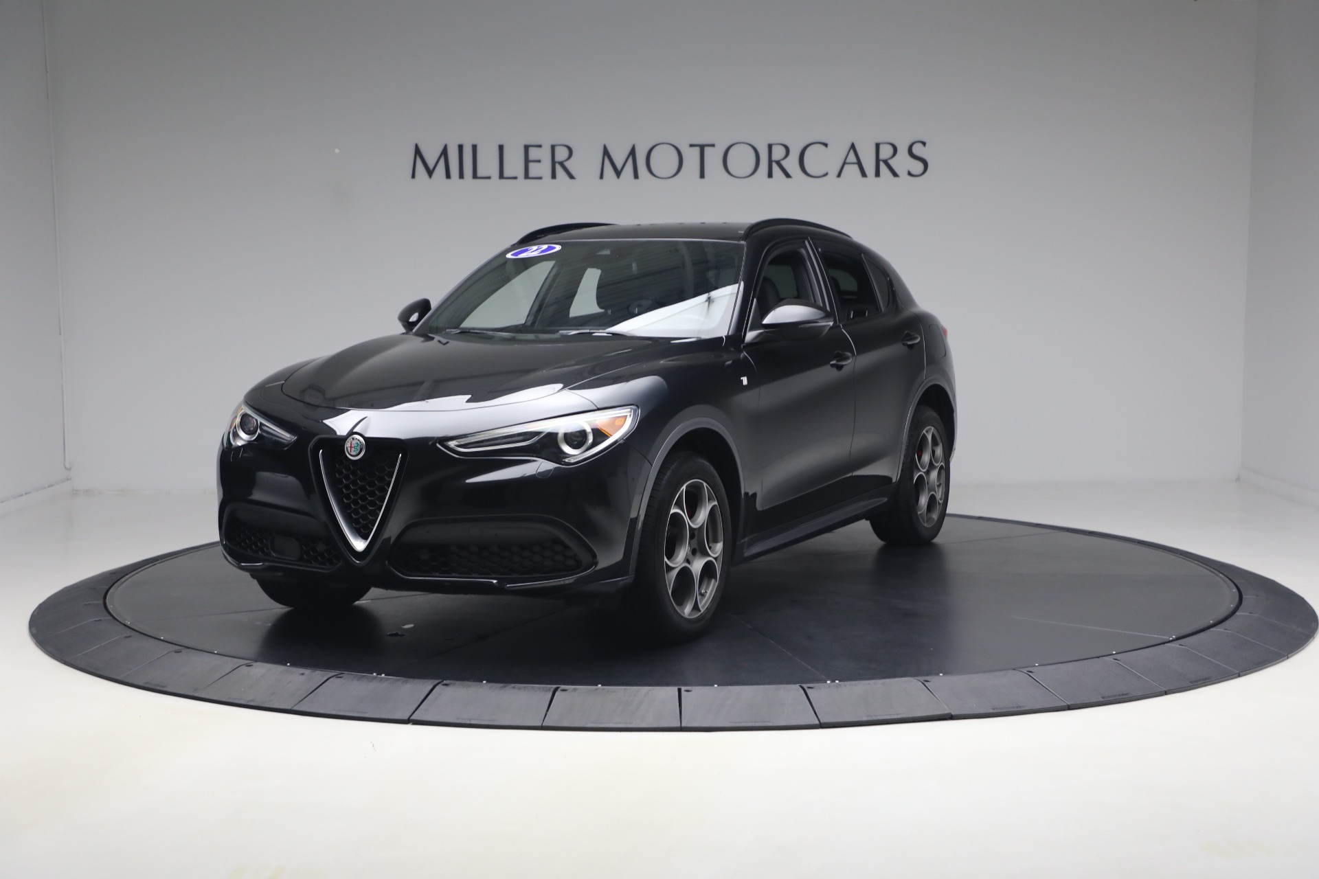Used-2022-Alfa-Romeo-Stelvio-TI