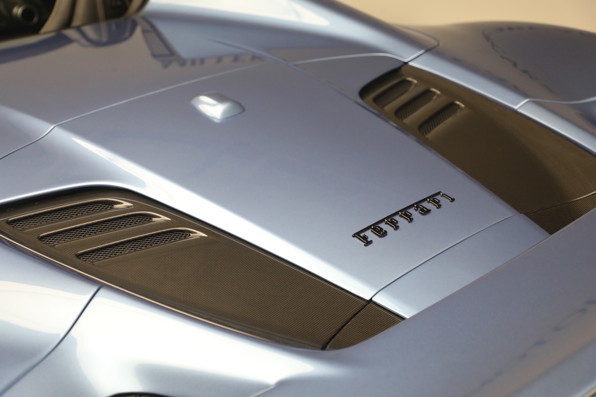 Used-2021-Ferrari-F8-Spider
