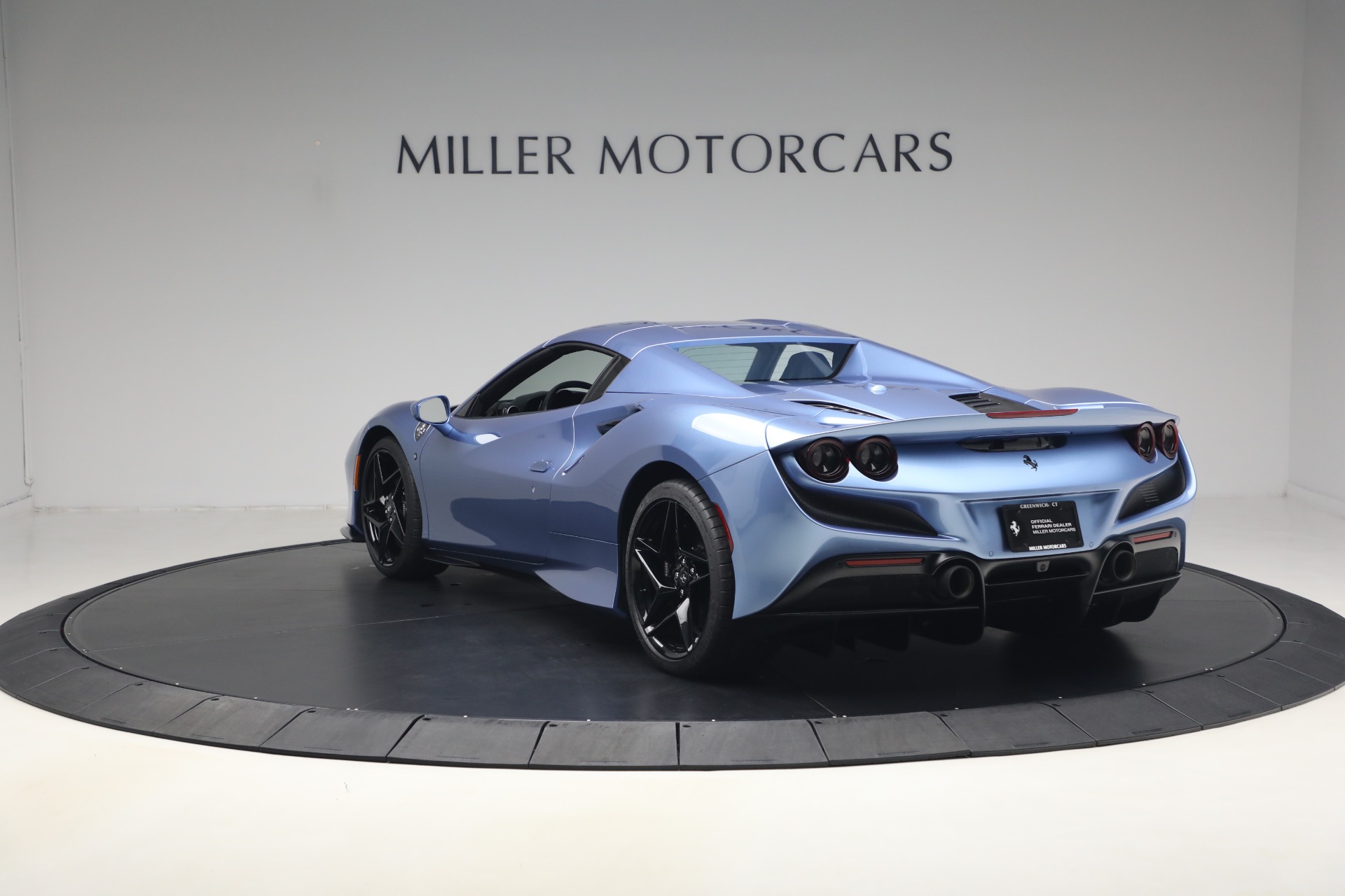 Used-2021-Ferrari-F8-Spider