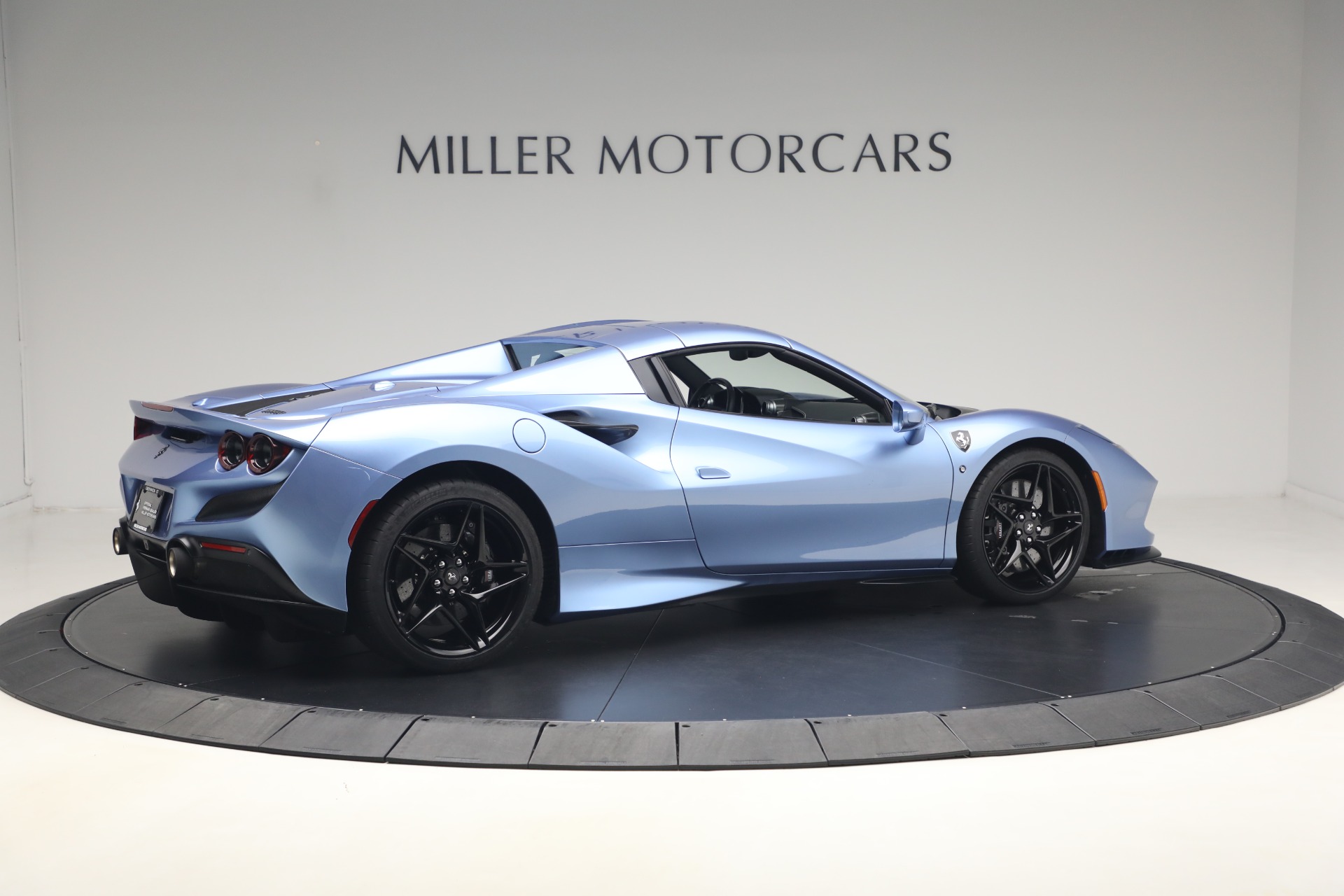 Used-2021-Ferrari-F8-Spider