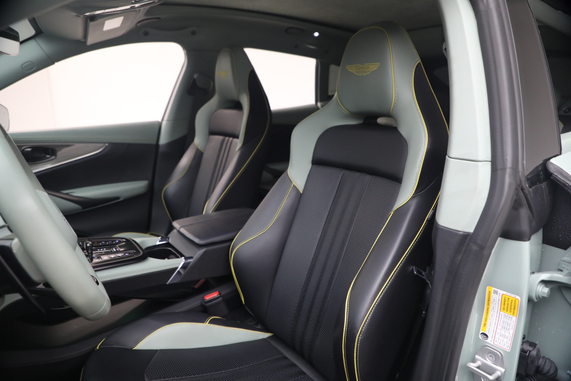 Used-2025-Aston-Martin-DBX-707