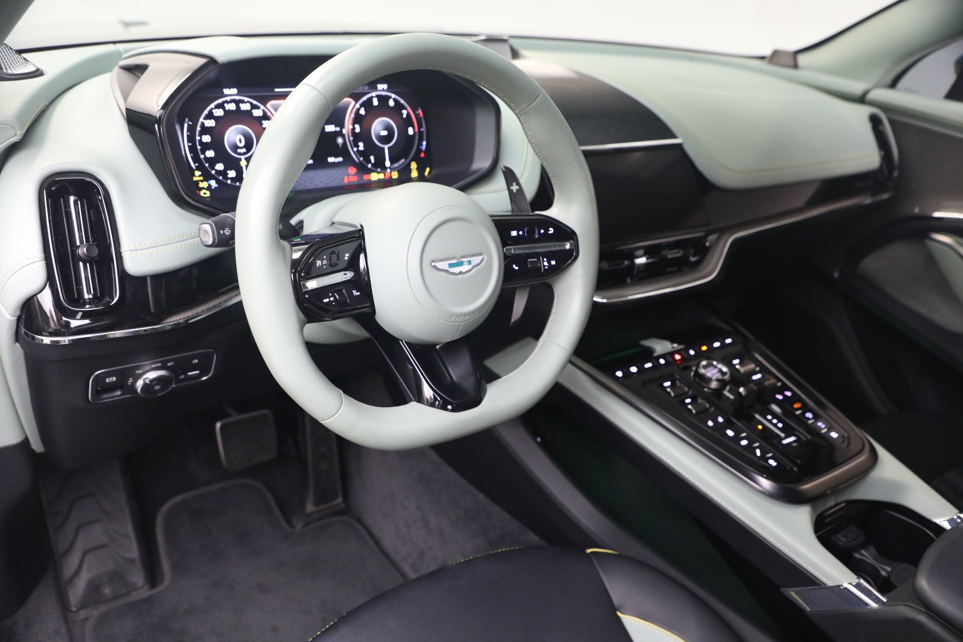 Used-2025-Aston-Martin-DBX-707