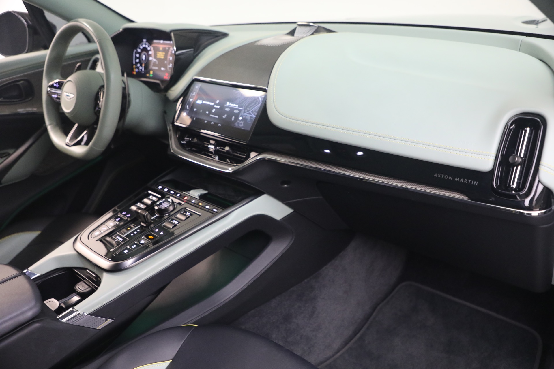 Used-2025-Aston-Martin-DBX-707