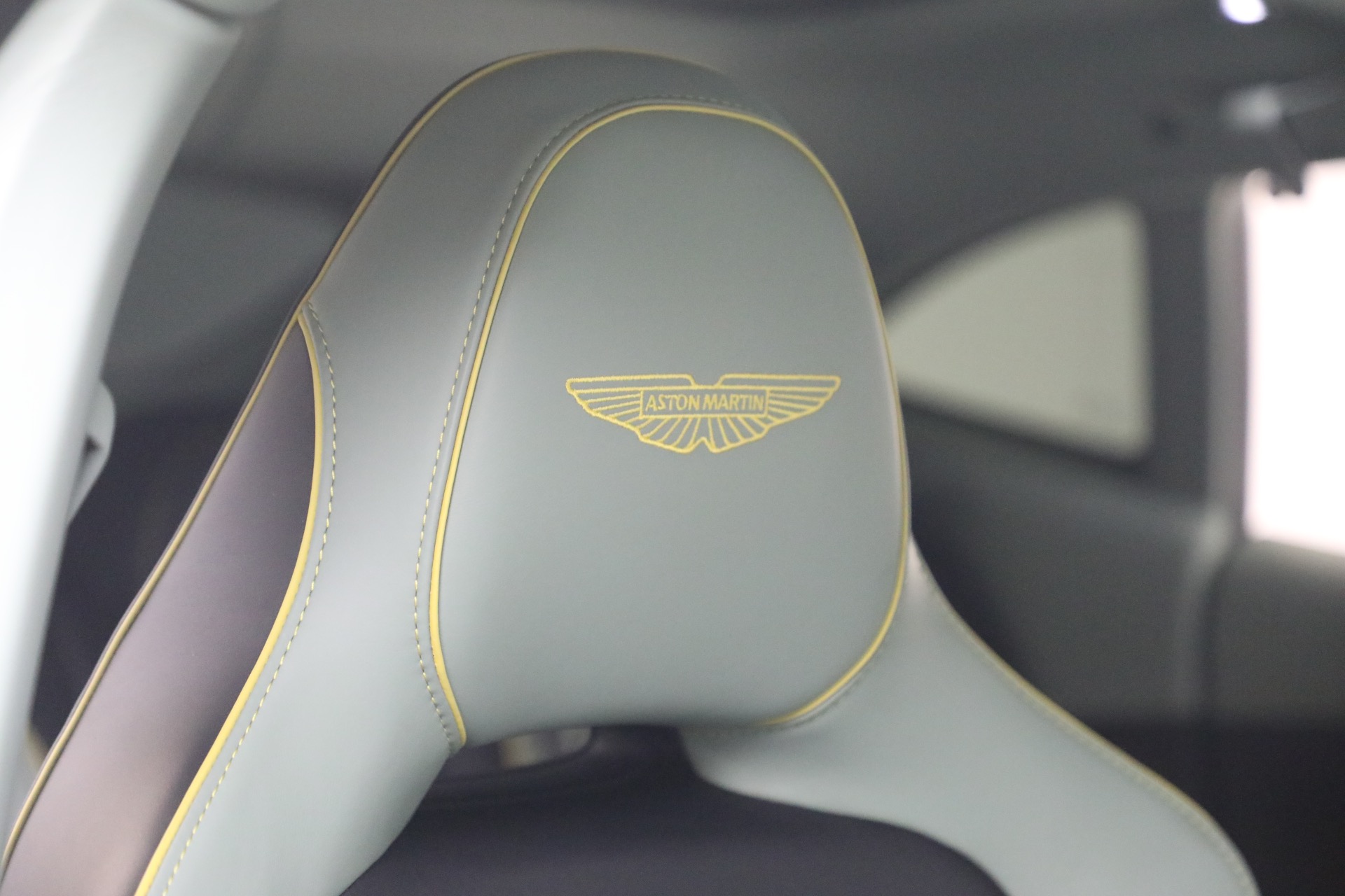 Used-2025-Aston-Martin-DBX-707