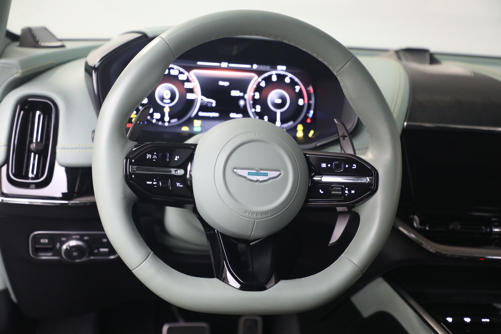 Used-2025-Aston-Martin-DBX-707
