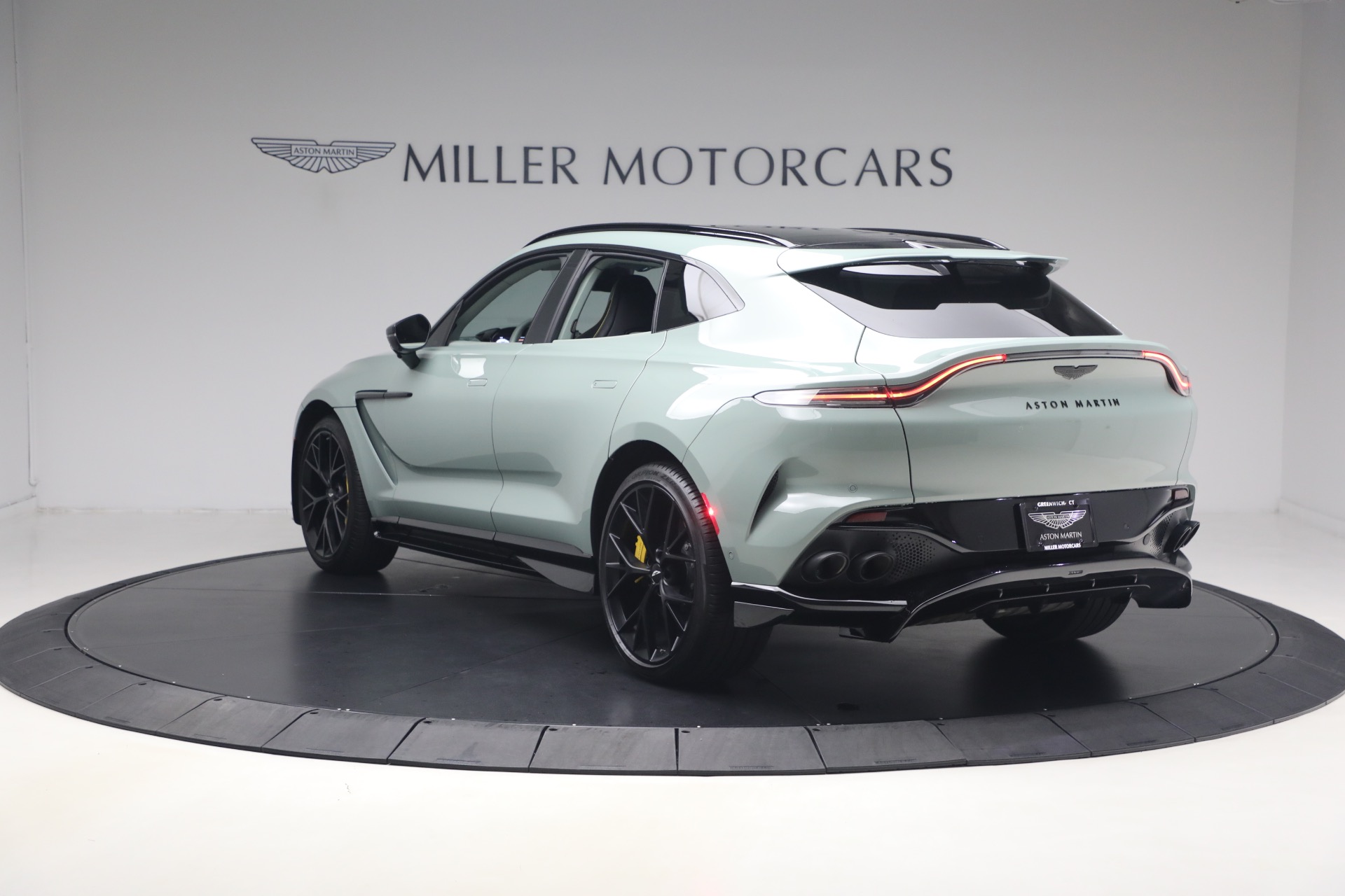 Used-2025-Aston-Martin-DBX-707