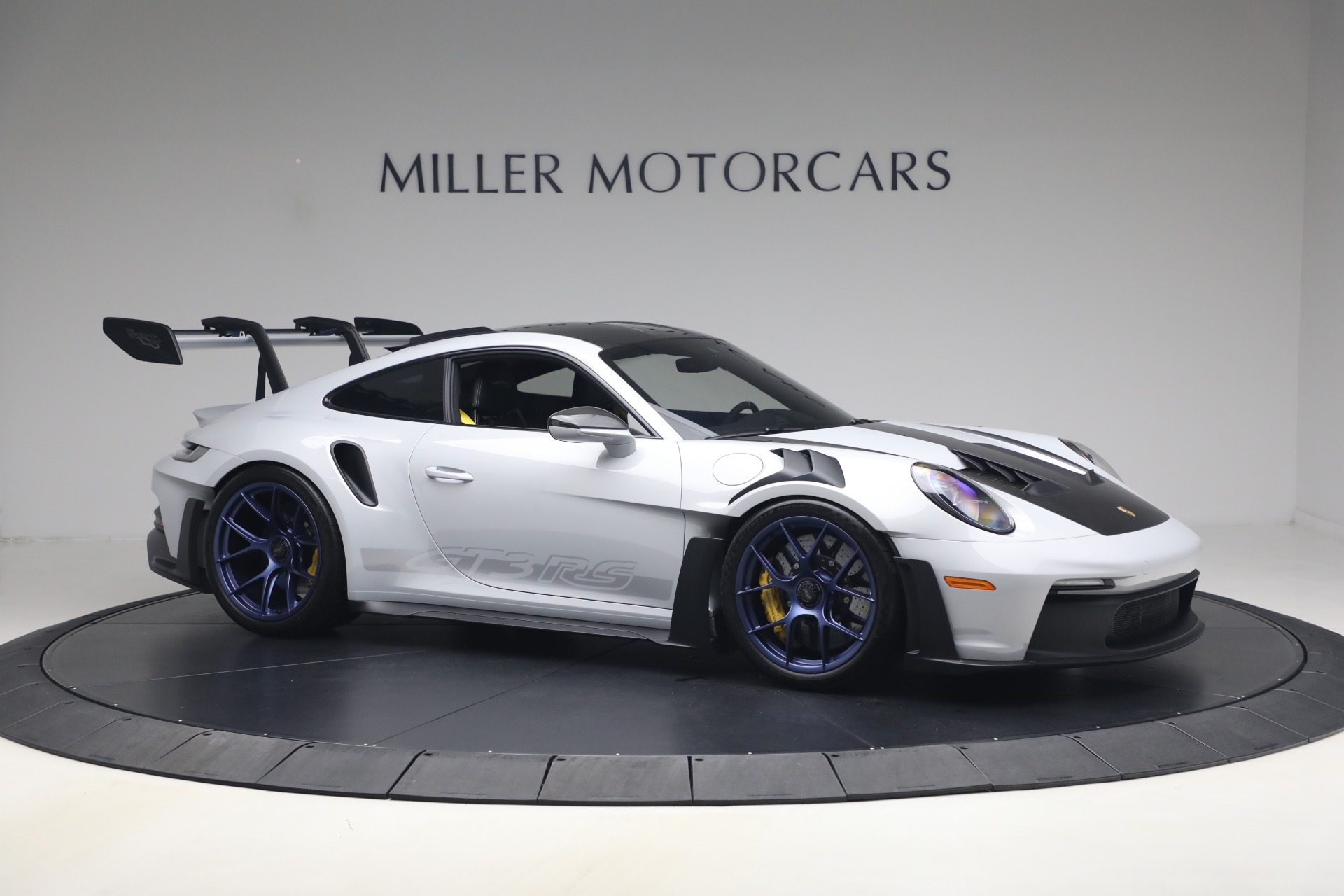 Used-2024-Porsche-911-GT3-RS