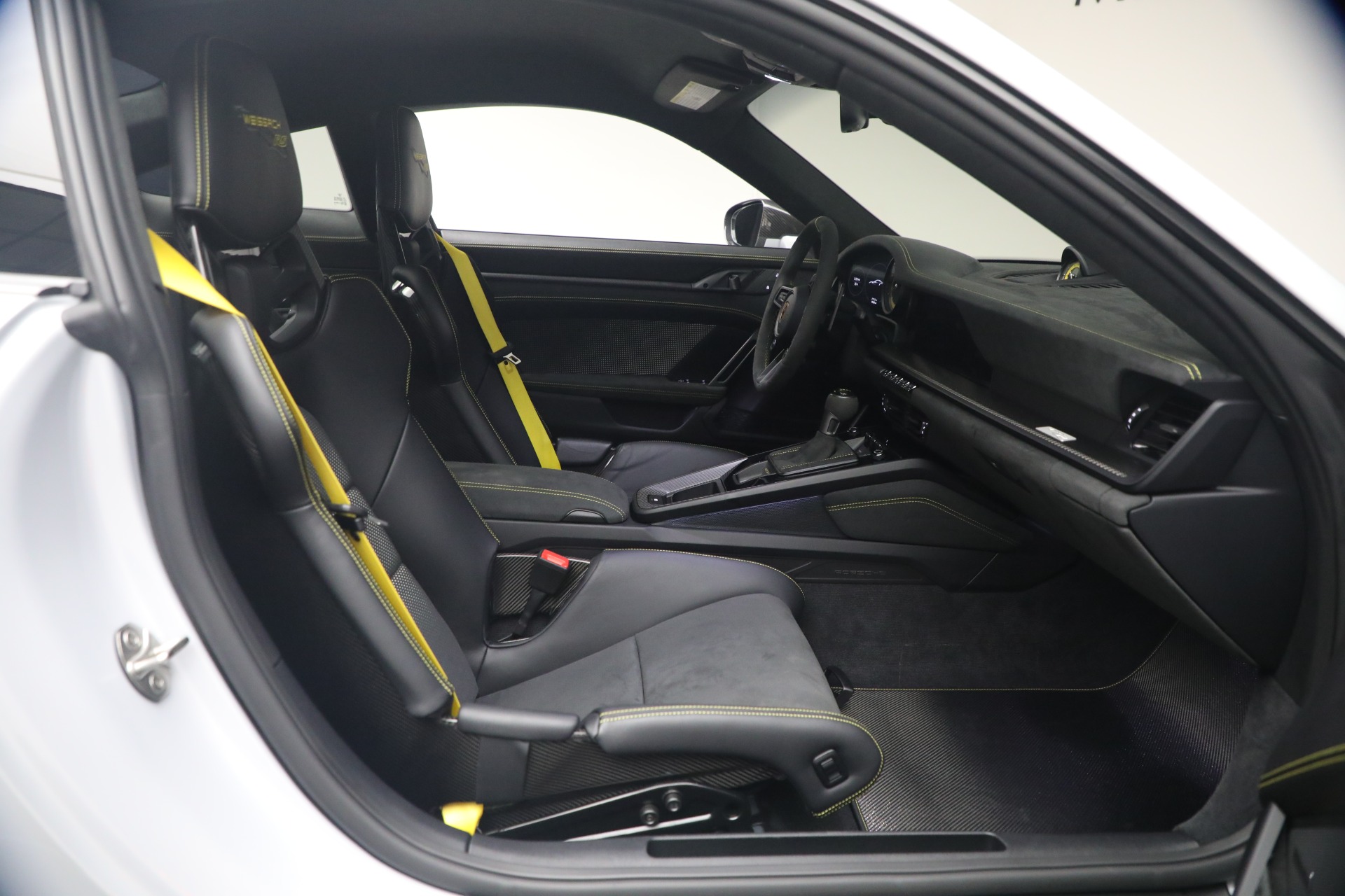 Used-2024-Porsche-911-GT3-RS