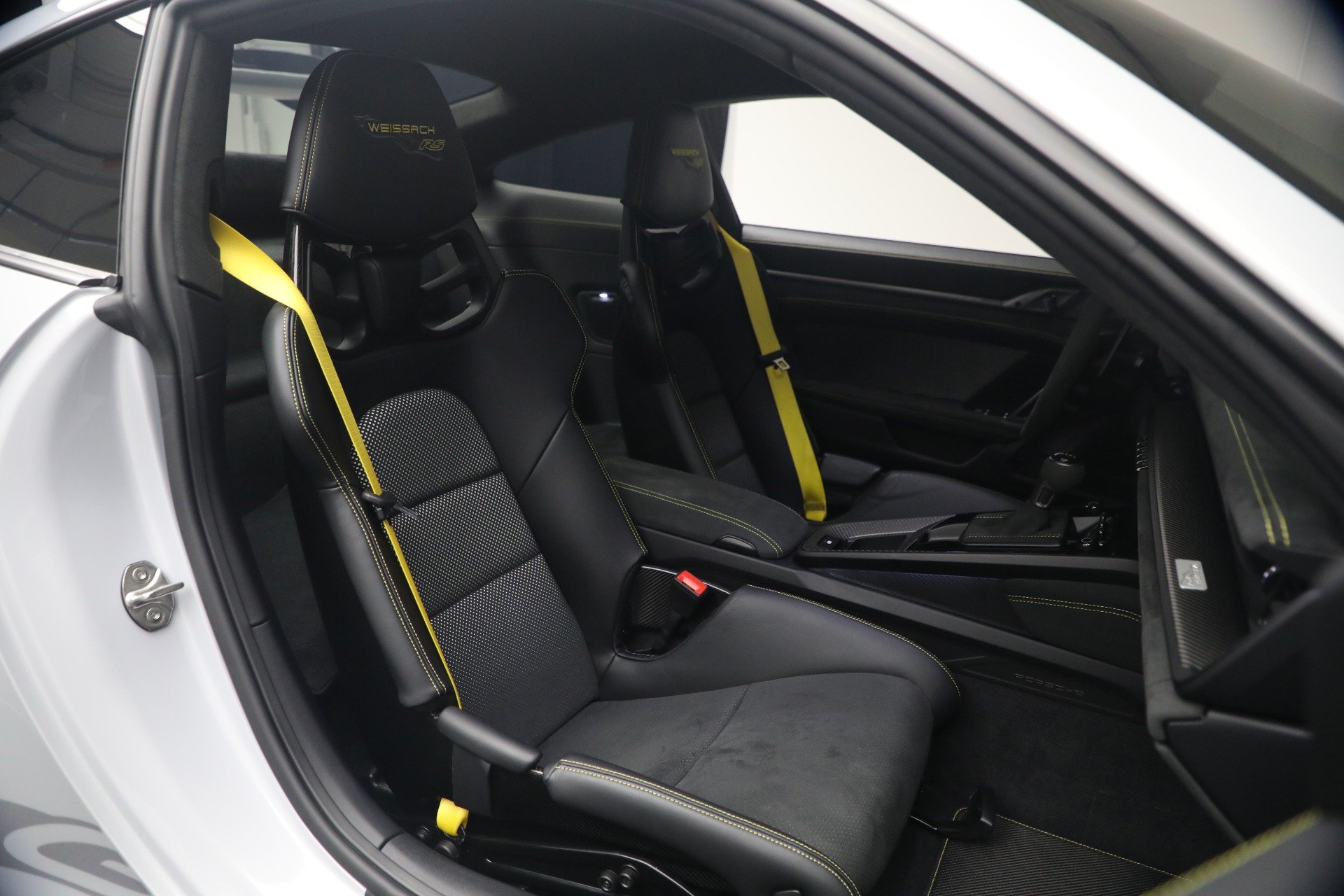 Used-2024-Porsche-911-GT3-RS
