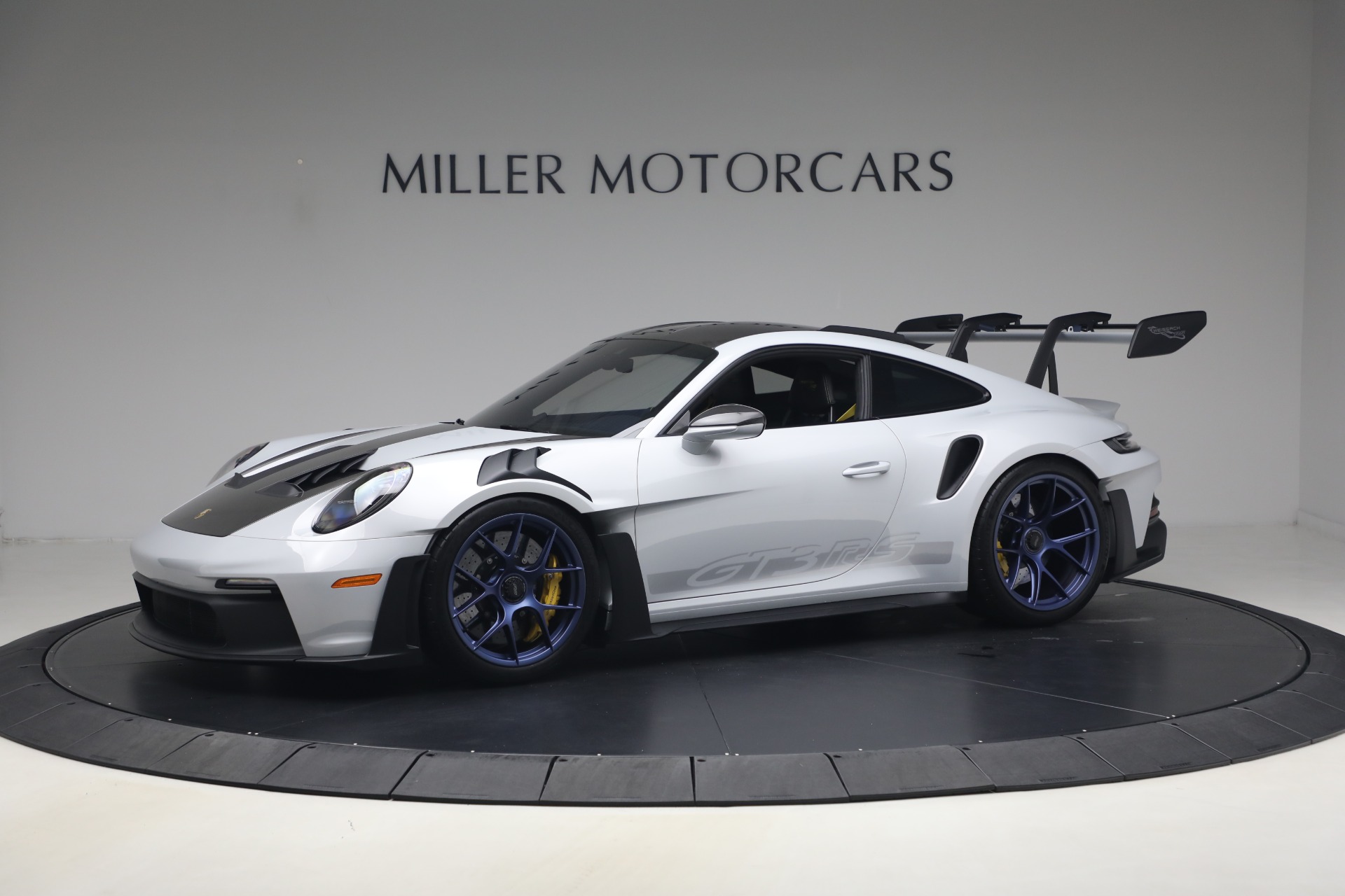 Used-2024-Porsche-911-GT3-RS