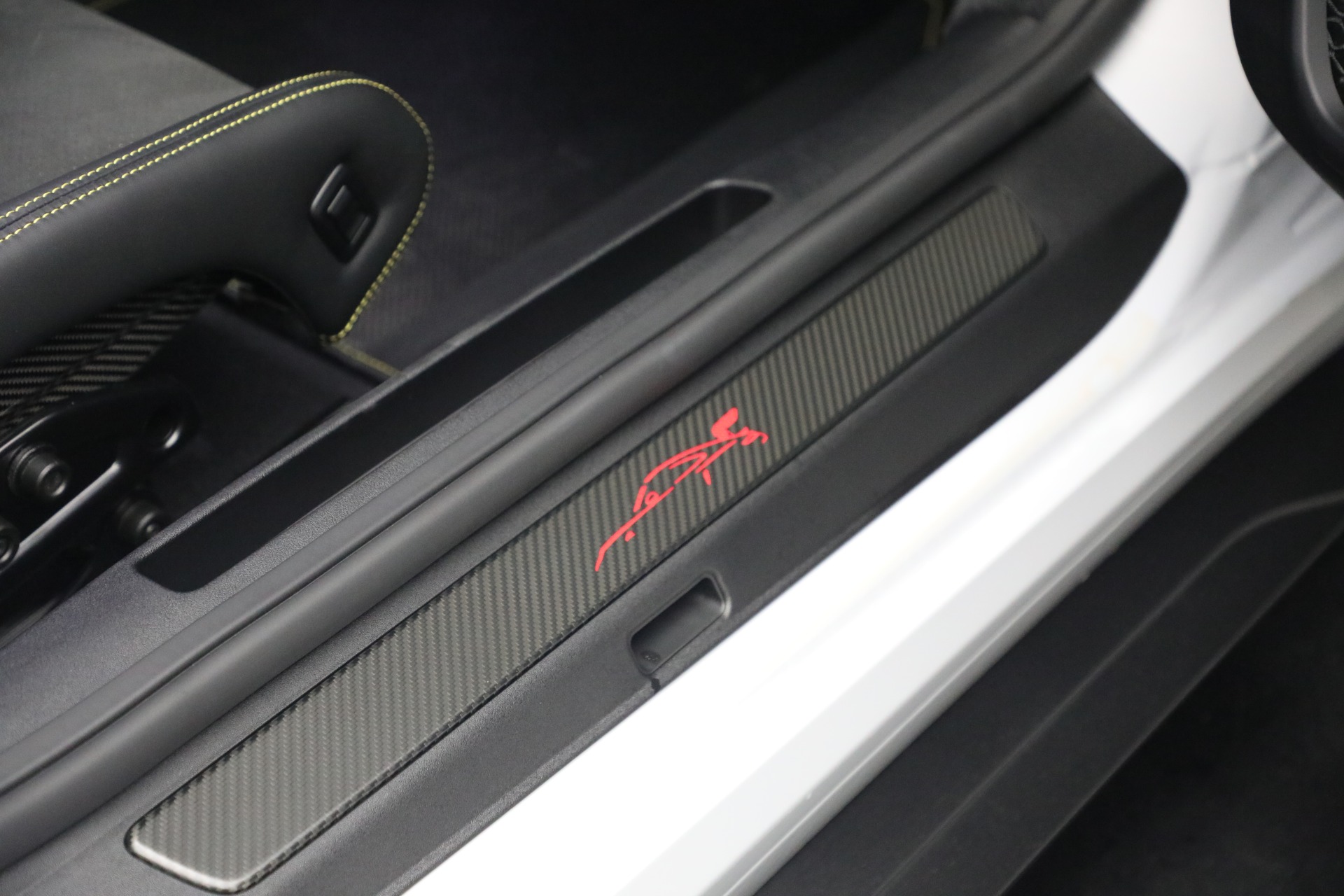 Used-2024-Porsche-911-GT3-RS