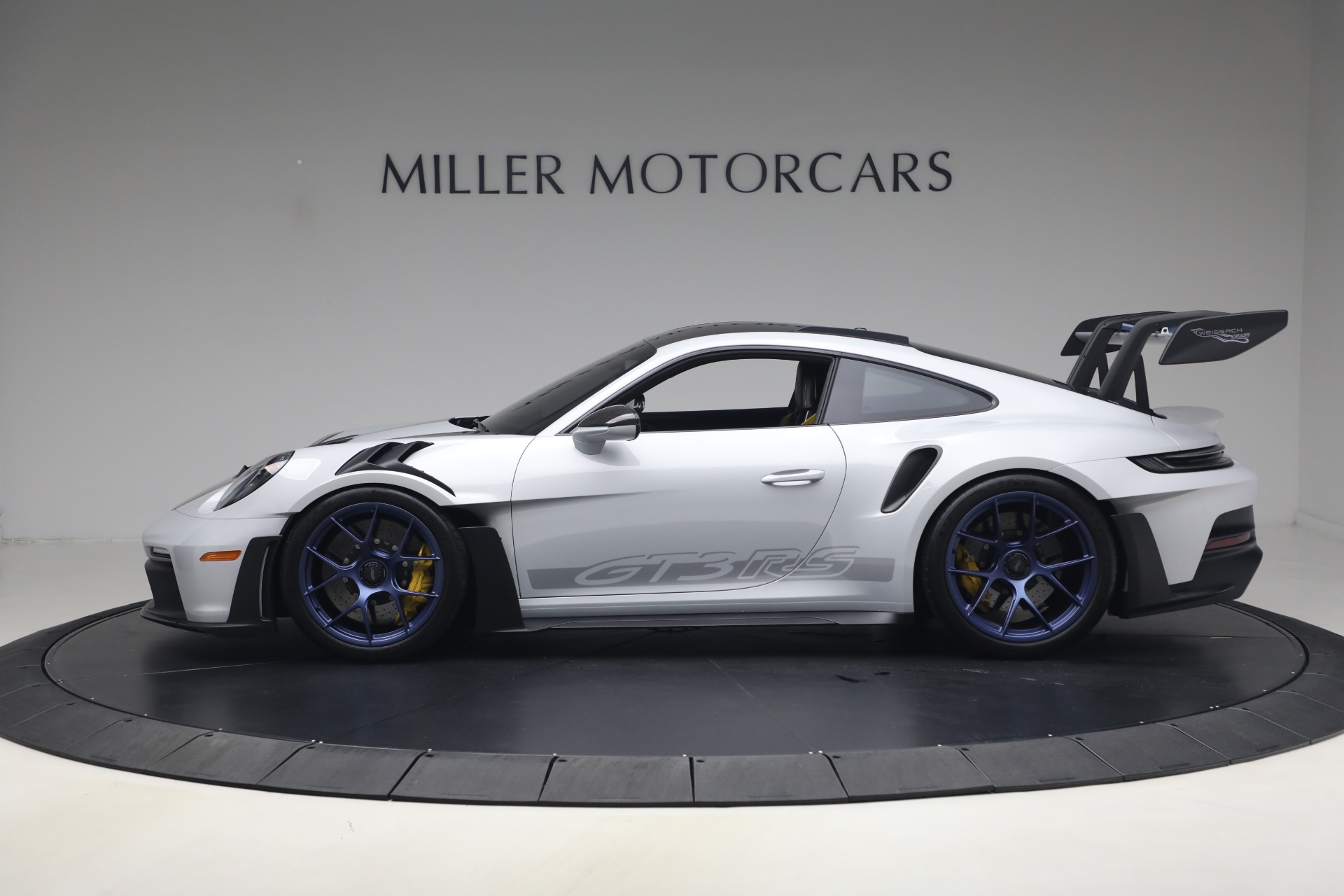 Used-2024-Porsche-911-GT3-RS
