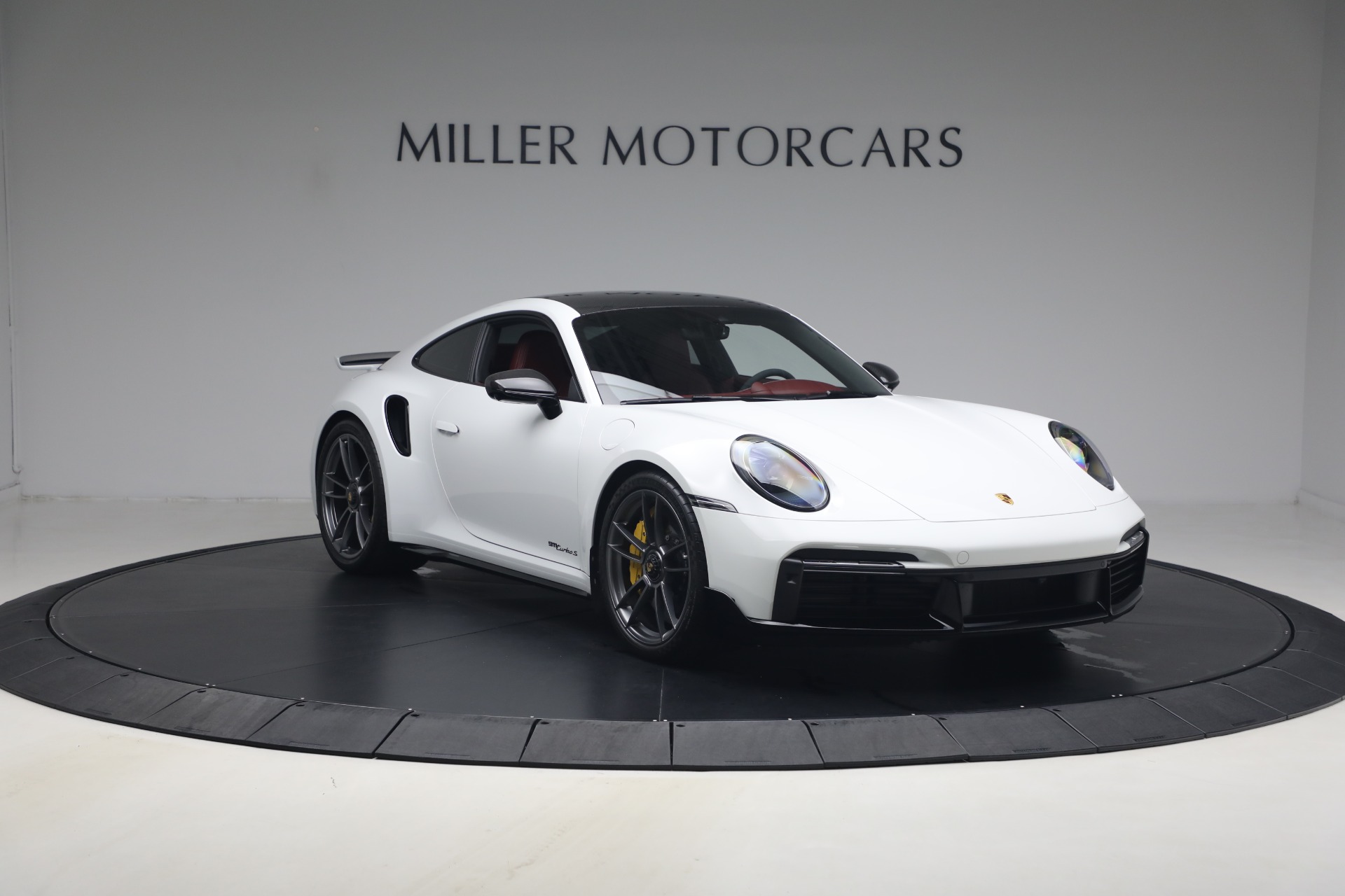 Used-2022-Porsche-911-Turbo-S
