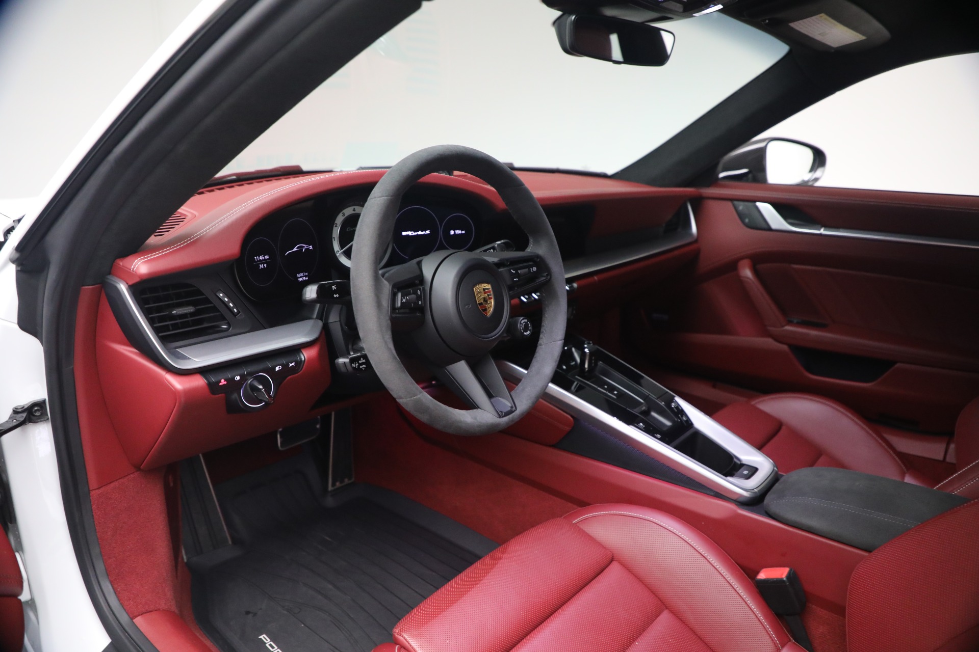 Used-2022-Porsche-911-Turbo-S