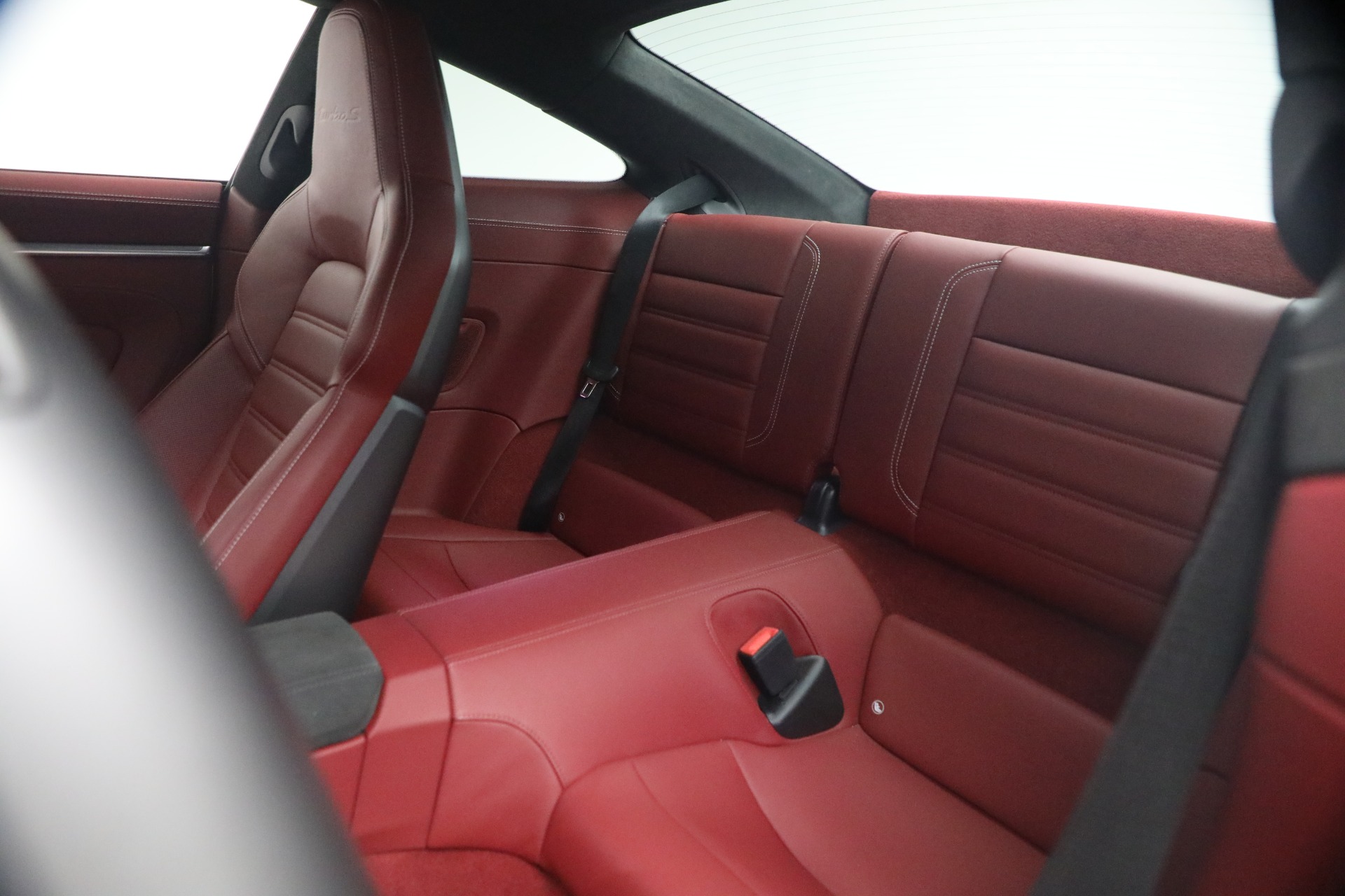 Used-2022-Porsche-911-Turbo-S