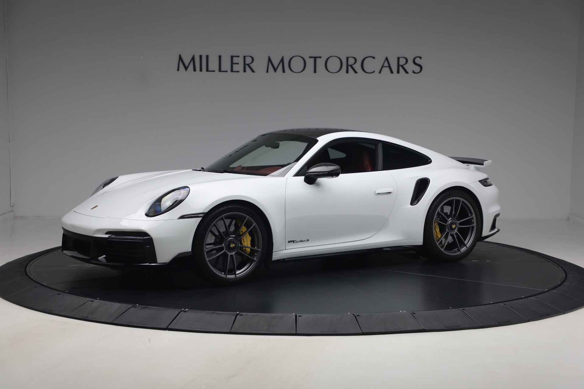 Used-2022-Porsche-911-Turbo-S