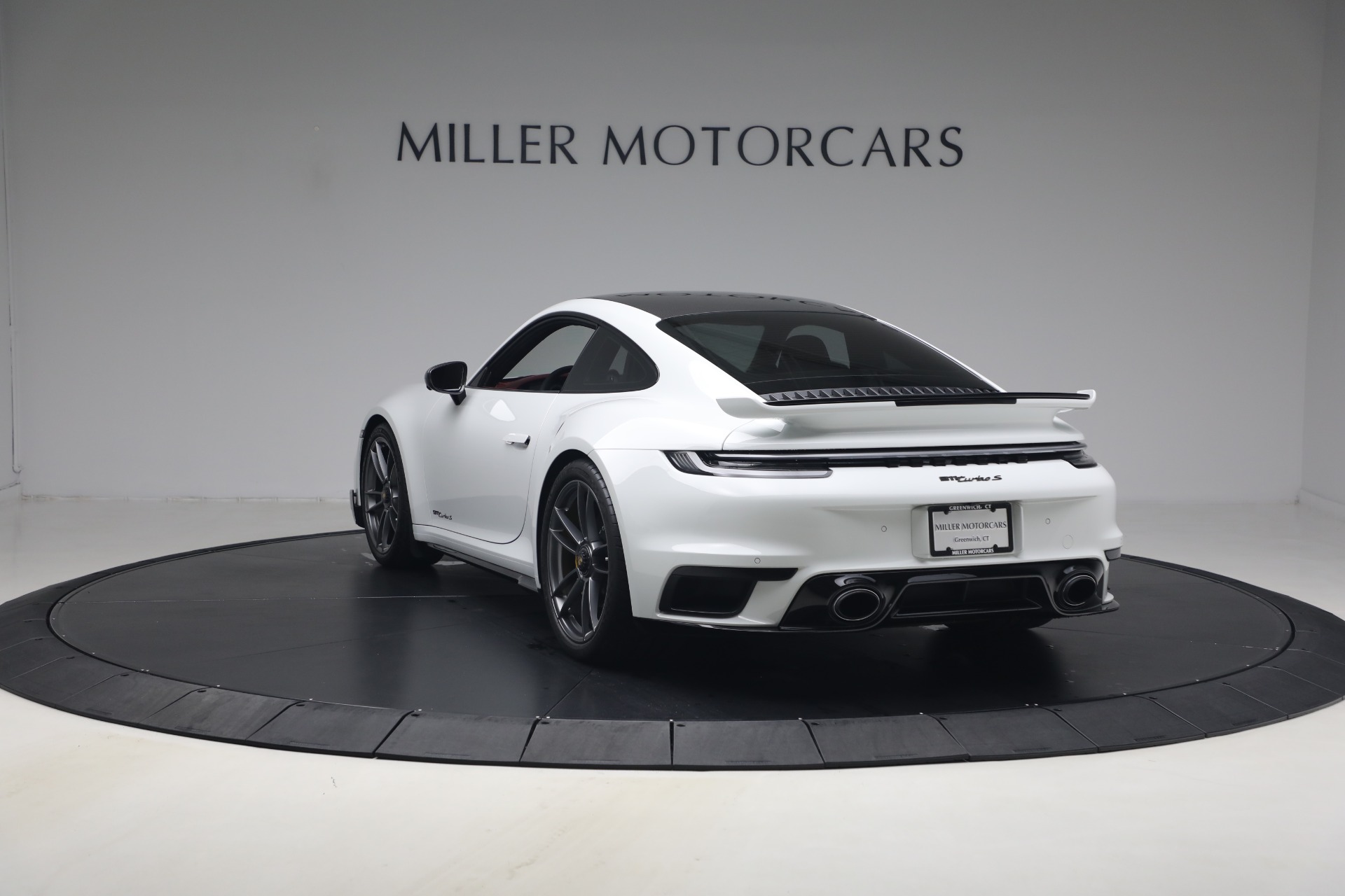 Used-2022-Porsche-911-Turbo-S