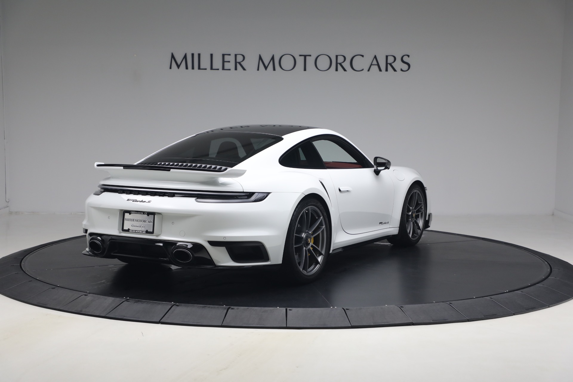 Used-2022-Porsche-911-Turbo-S